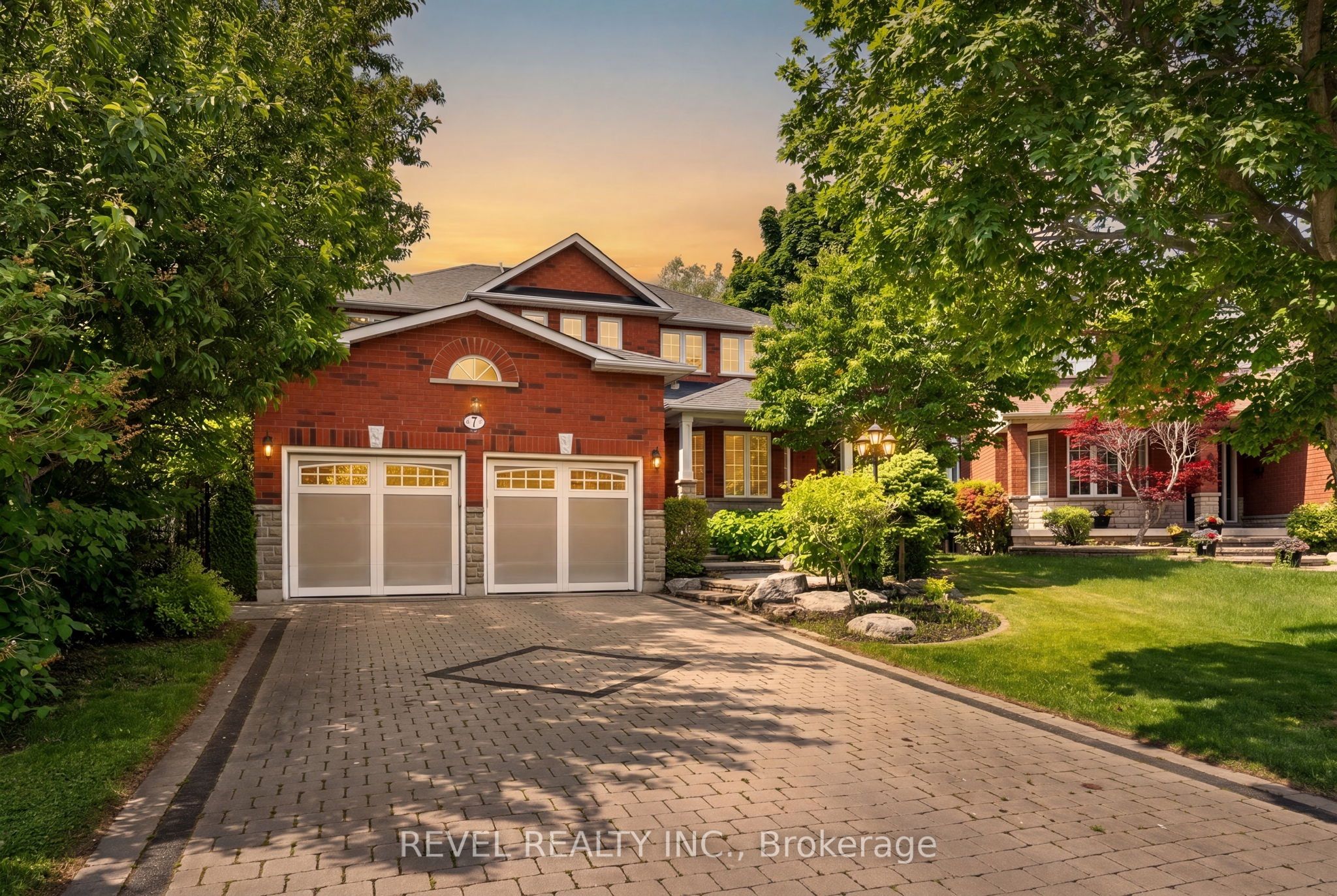 7 Callander Court, Ajax, ON L1S 7M5 photo 2