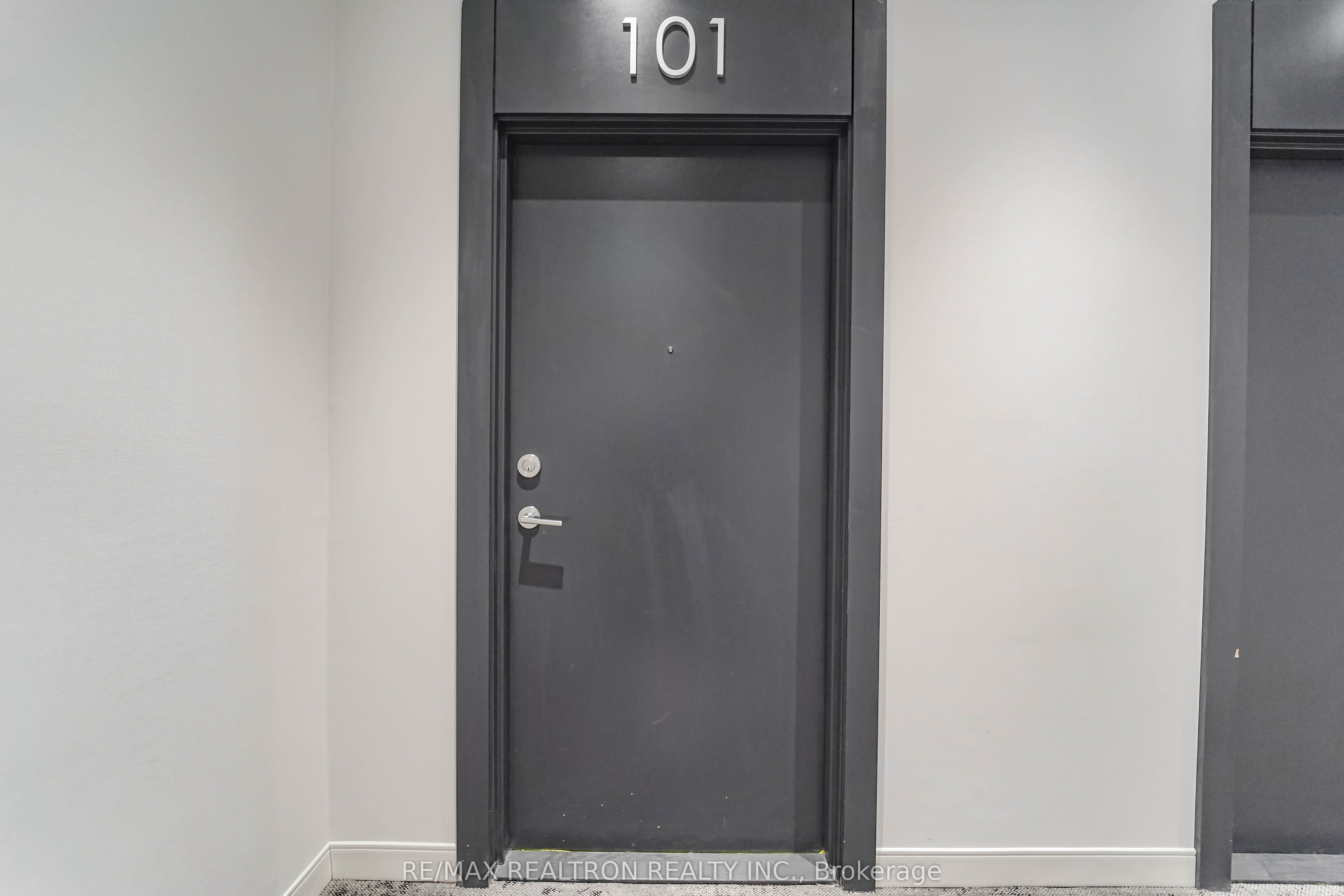 7439 Kingston Road 101, Toronto, ON M1B 0G1 photo 3