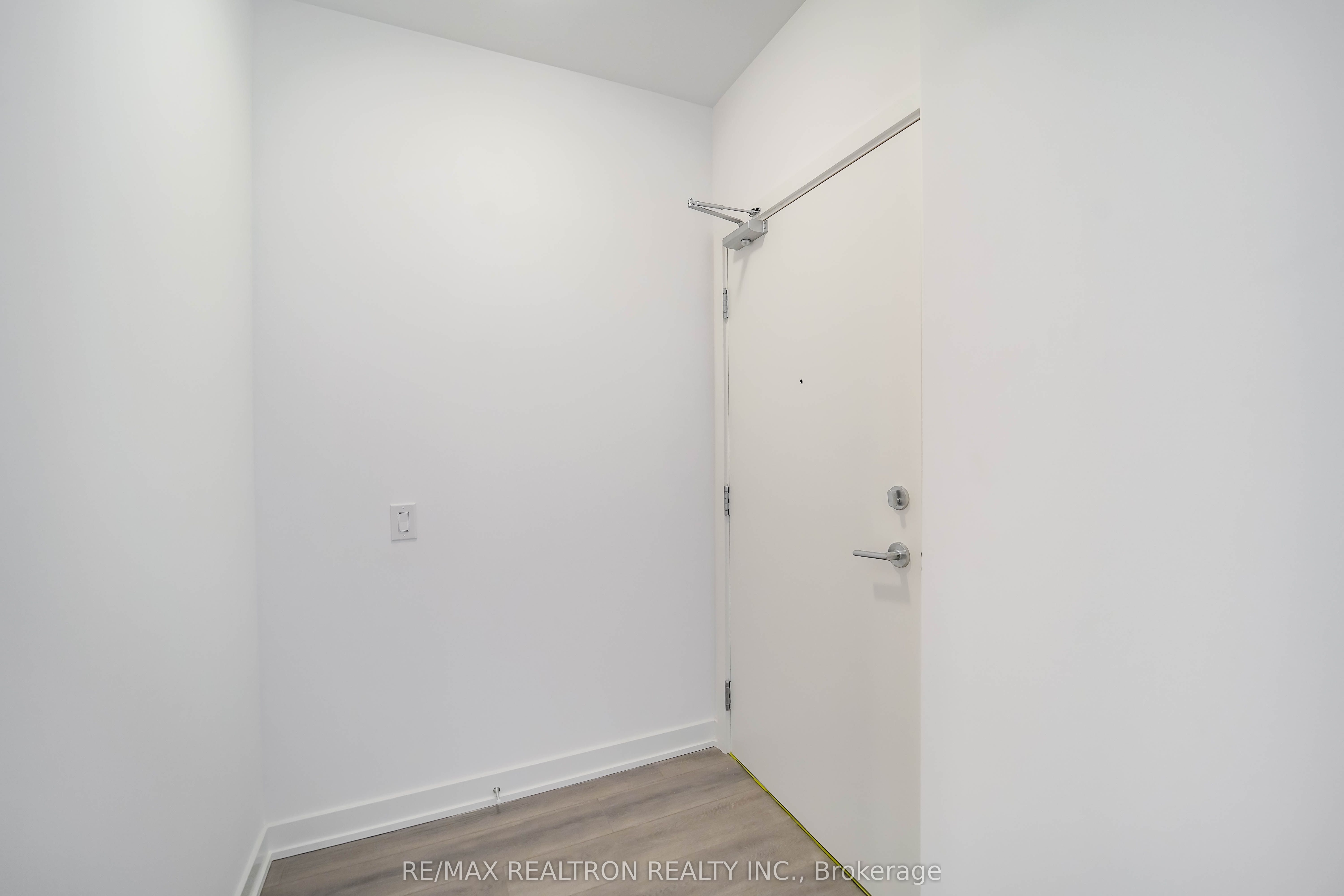 7439 Kingston Road 101, Toronto, ON M1B 0G1 photo 4
