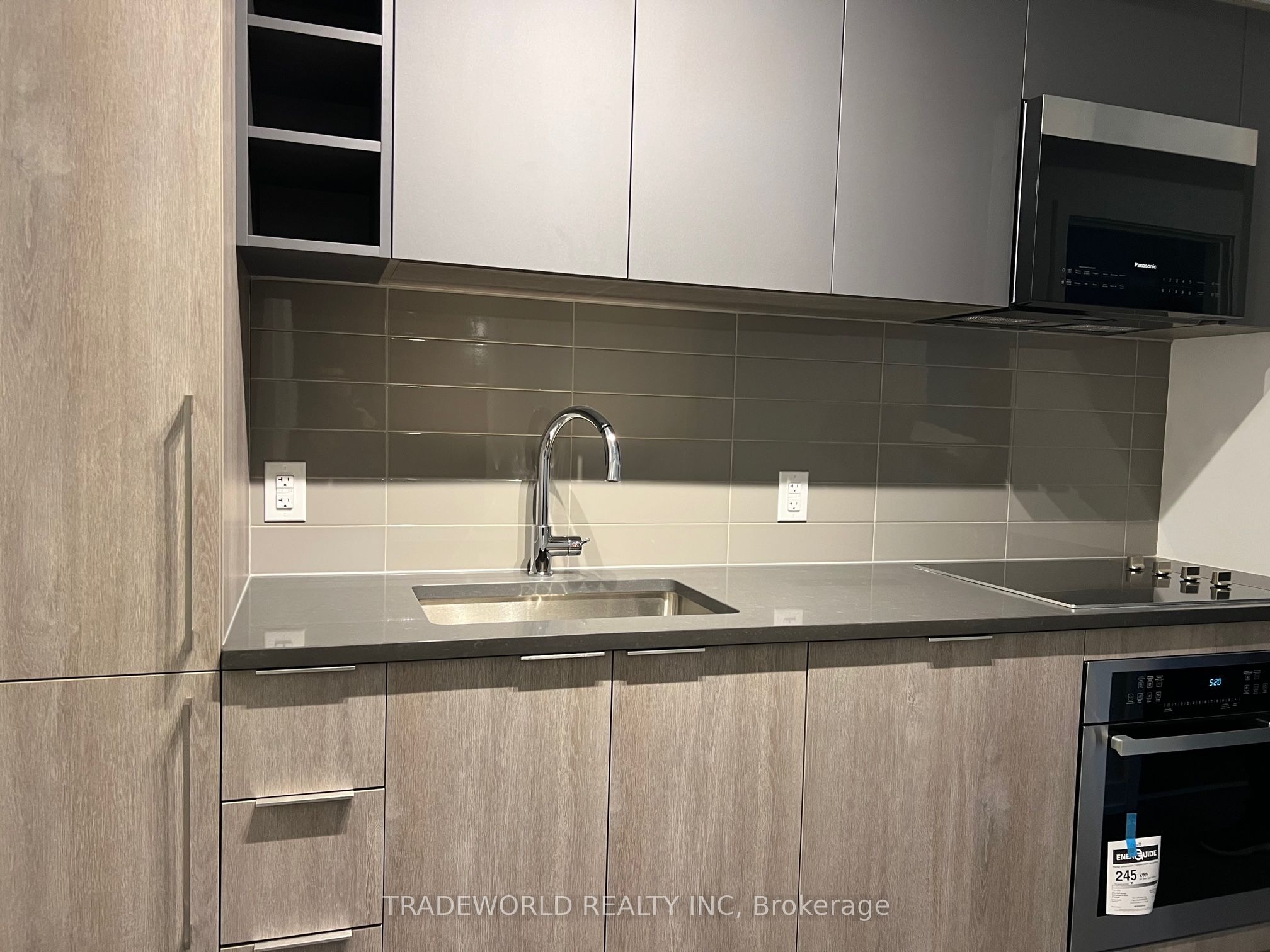 2031 Kennedy Road 1023, Toronto, ON M1T 0B8 photo 3