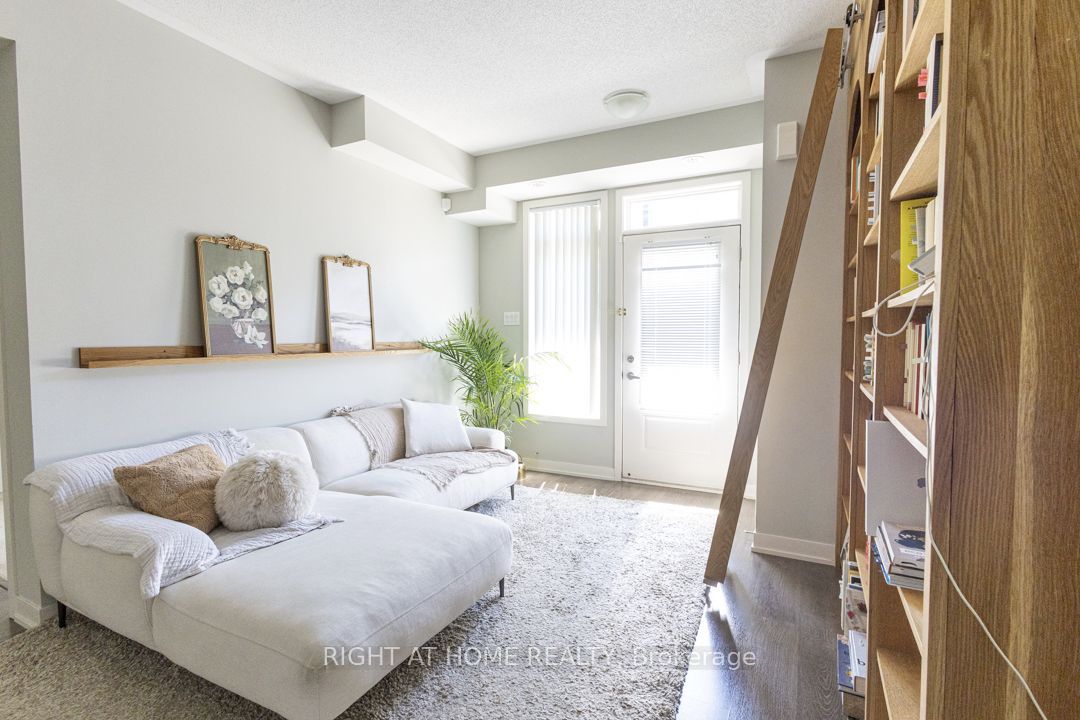 60 Orchid Place Drive 19, Toronto, ON M1B 0C4 photo 3