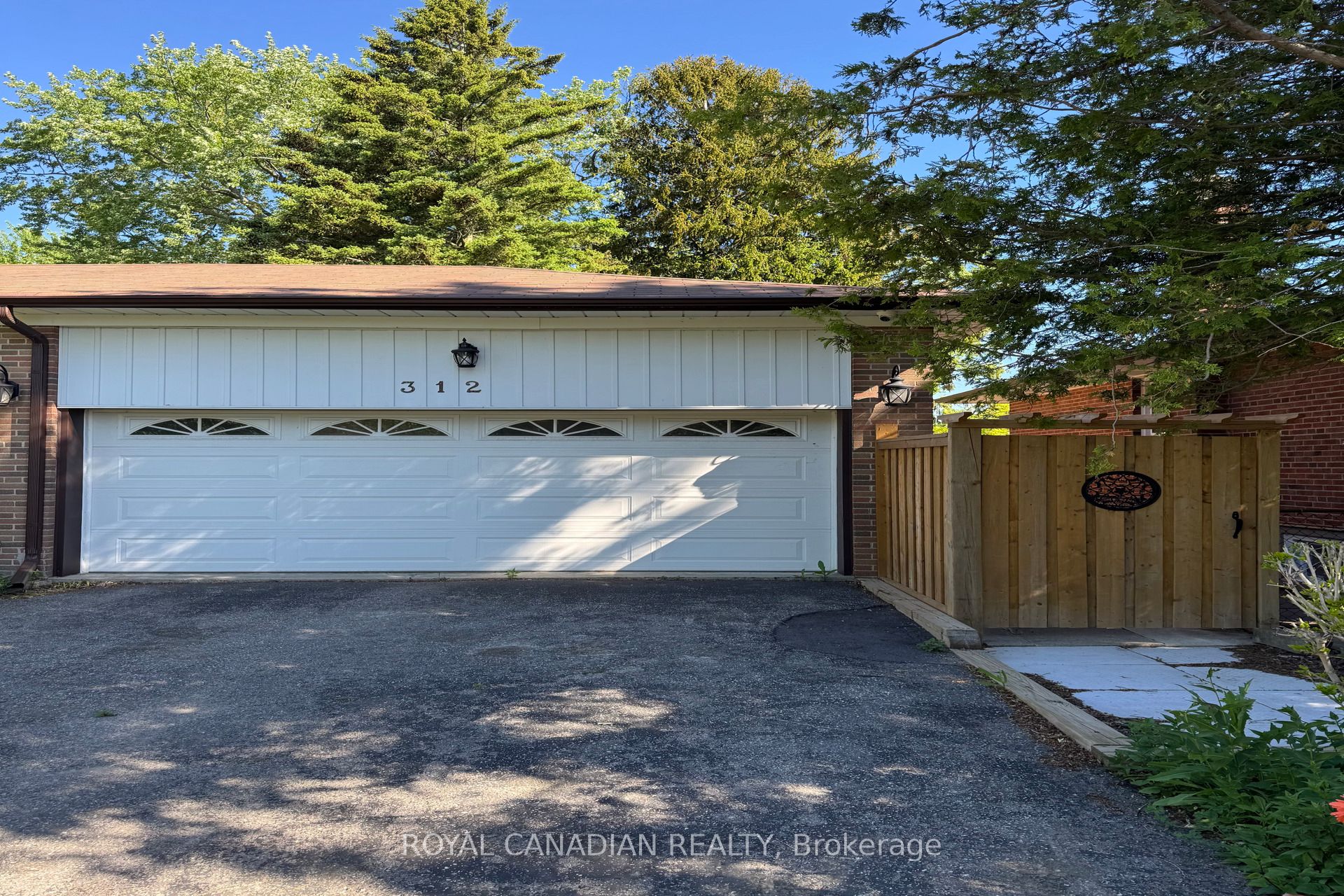312 Coronation Drive BSMT, Toronto, ON M1E 2J8 photo 2