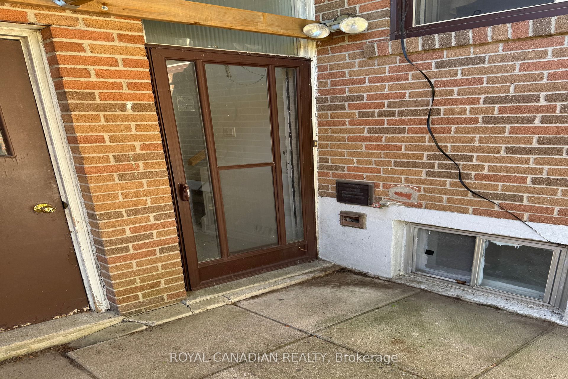 312 Coronation Drive BSMT, Toronto, ON M1E 2J8 photo 4