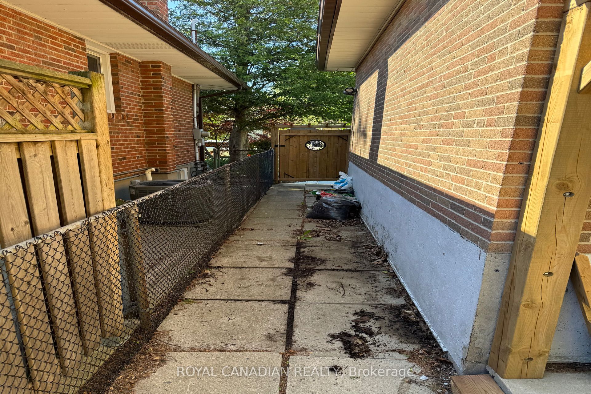 312 Coronation Drive BSMT, Toronto, ON M1E 2J8 photo 5