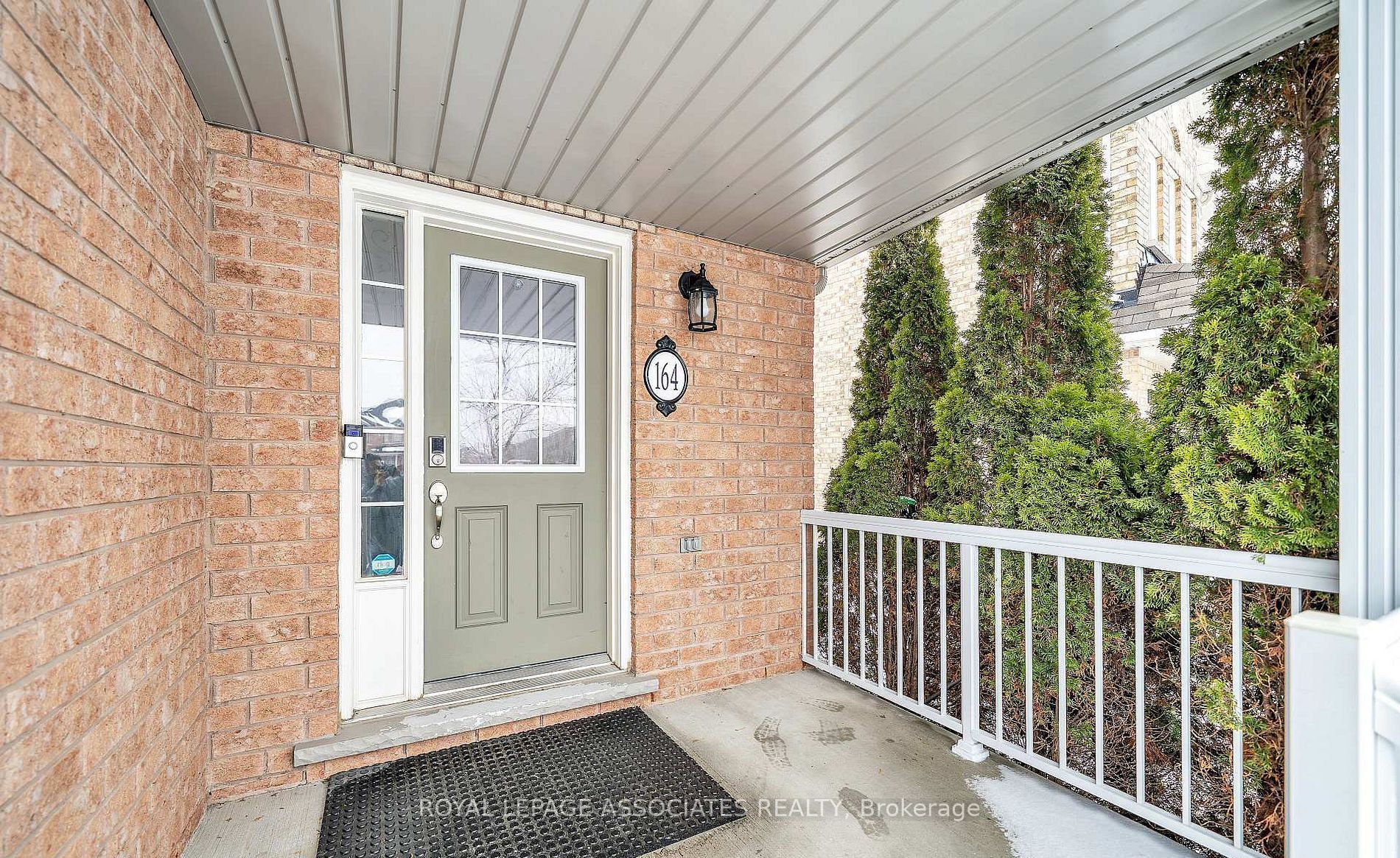 164 Dewell Crescent, Clarington, ON L1E 0B9 photo 2