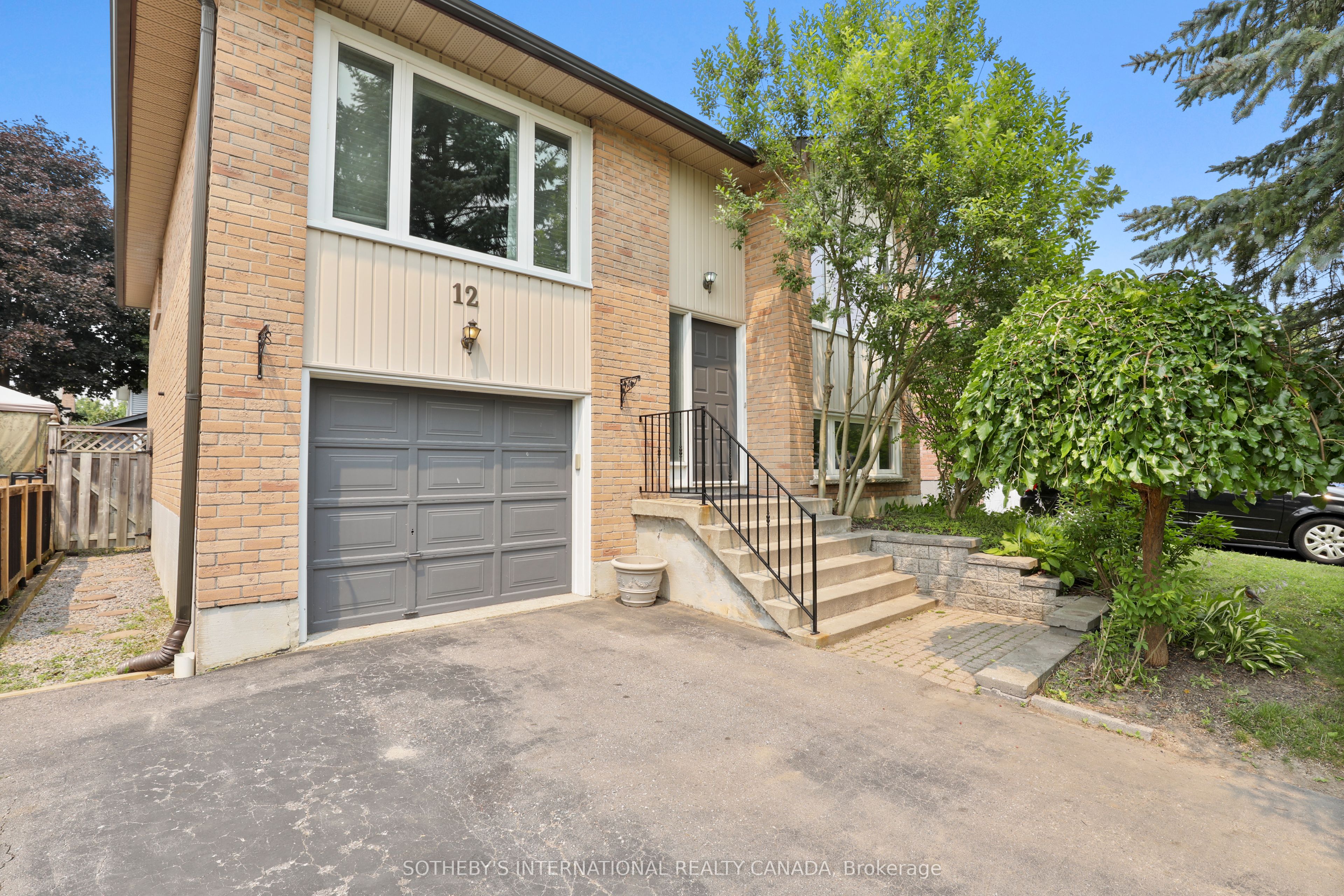 12 Dunkin Avenue, Clarington, ON L1E 2E3 photo 5