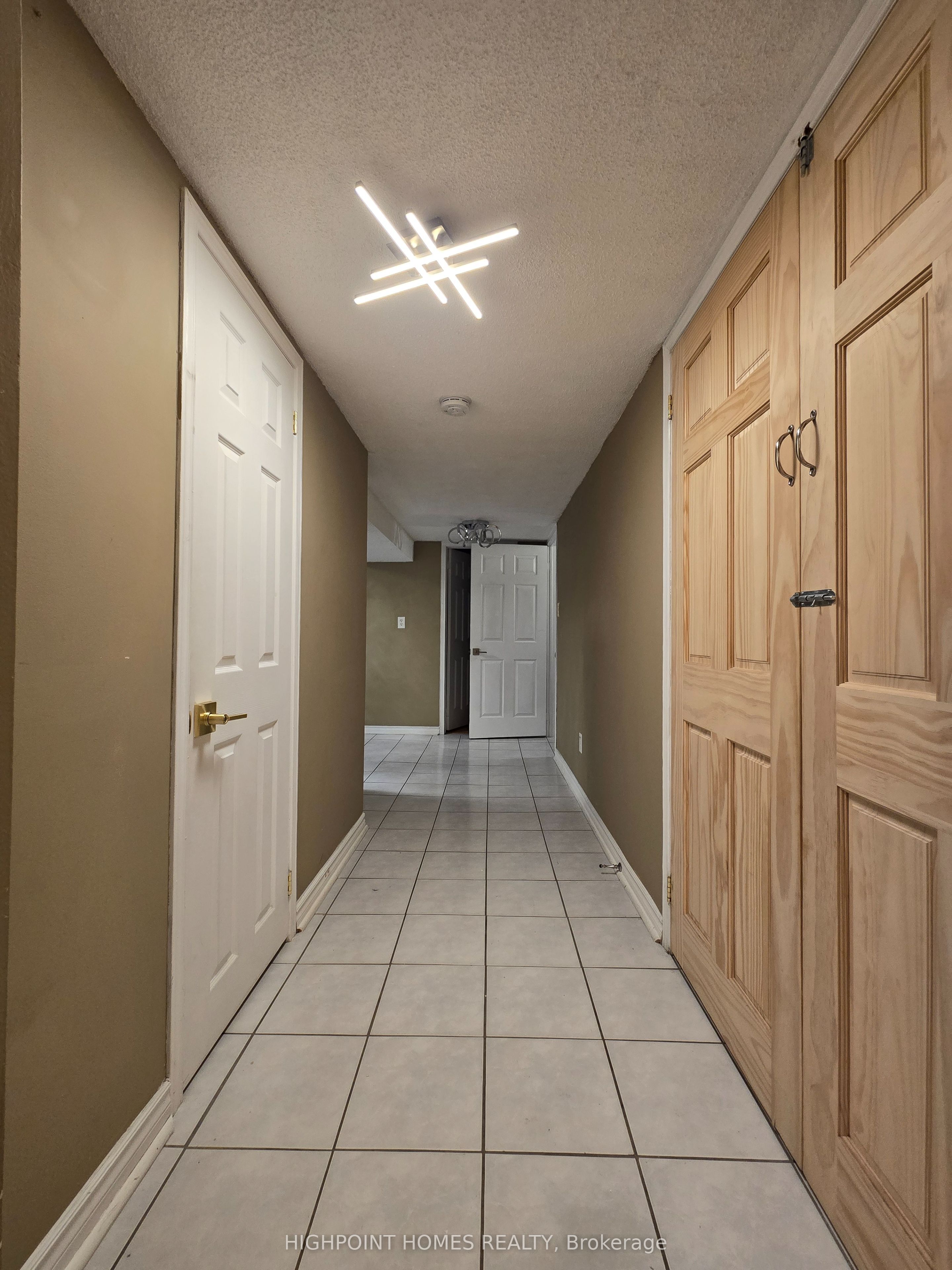 25 Chandler Drive Lower, Toronto, ON M1G 1Z1 photo 5