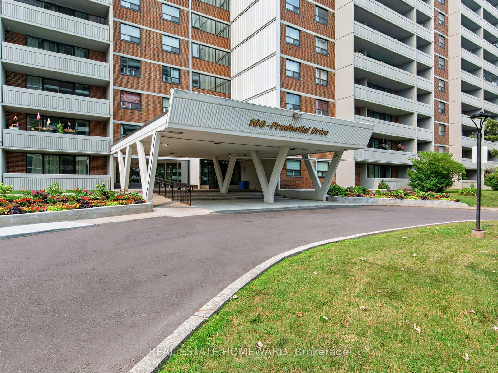 100 Prudential Drive 601, Toronto, ON M1P 4V4 photo 3