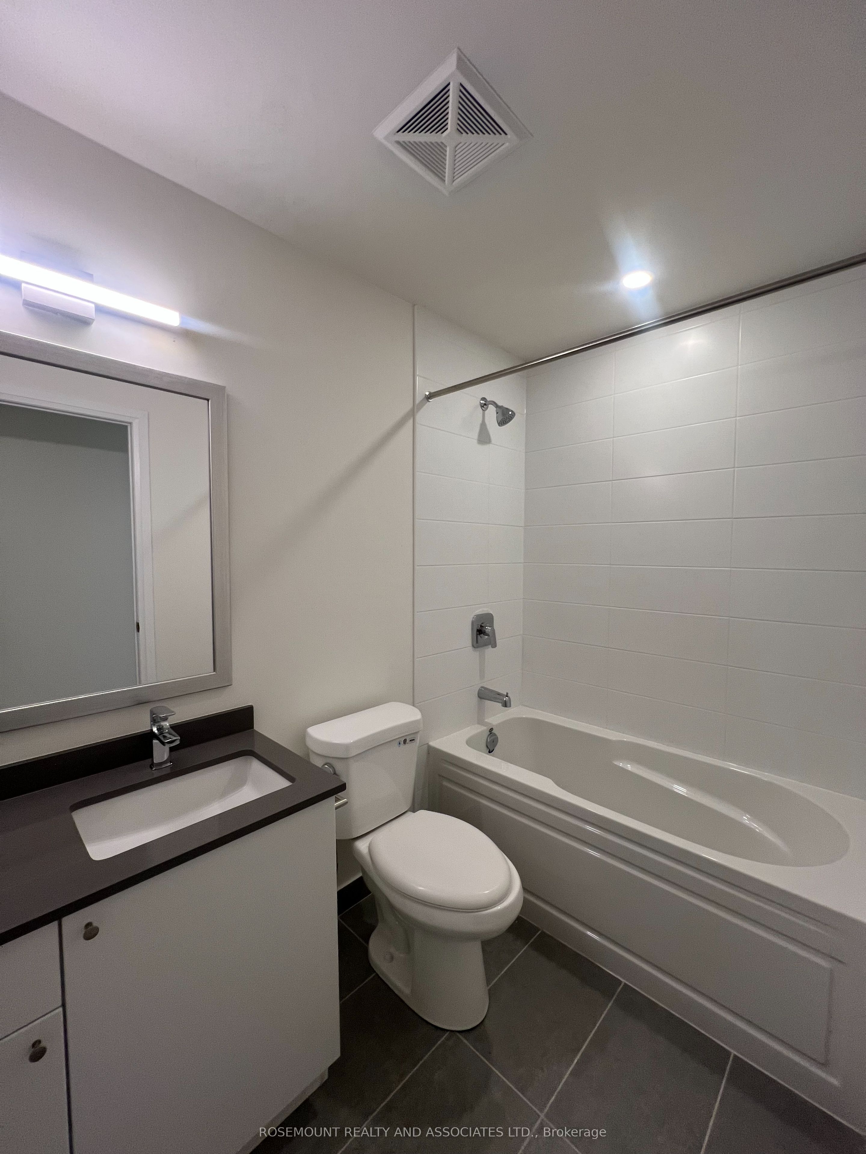 3260 Sheppard Avenue E 1004, Toronto, ON M1T 0B5 photo 3