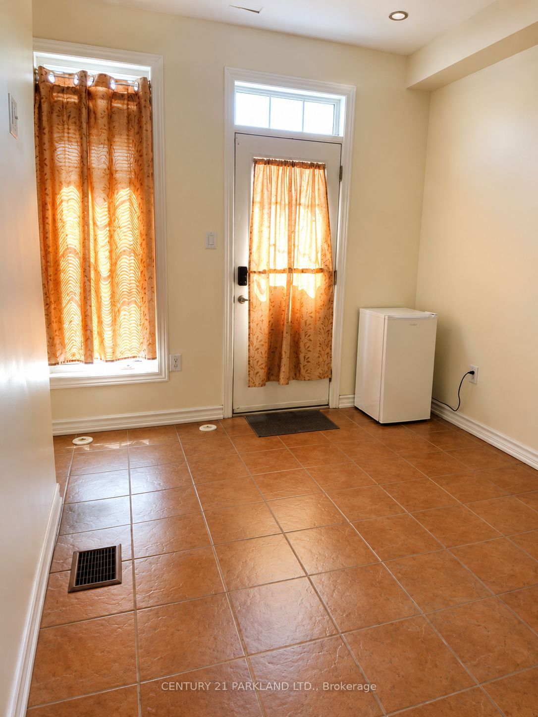 52 Ignatius Lane, Toronto, ON M1E 0A3 photo 5