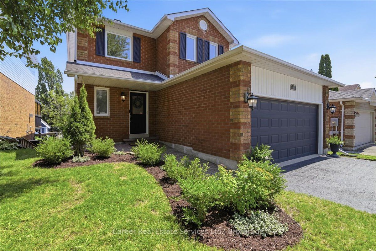 17 Rickaby Street, Clarington, ON L1C 4X7 photo 2