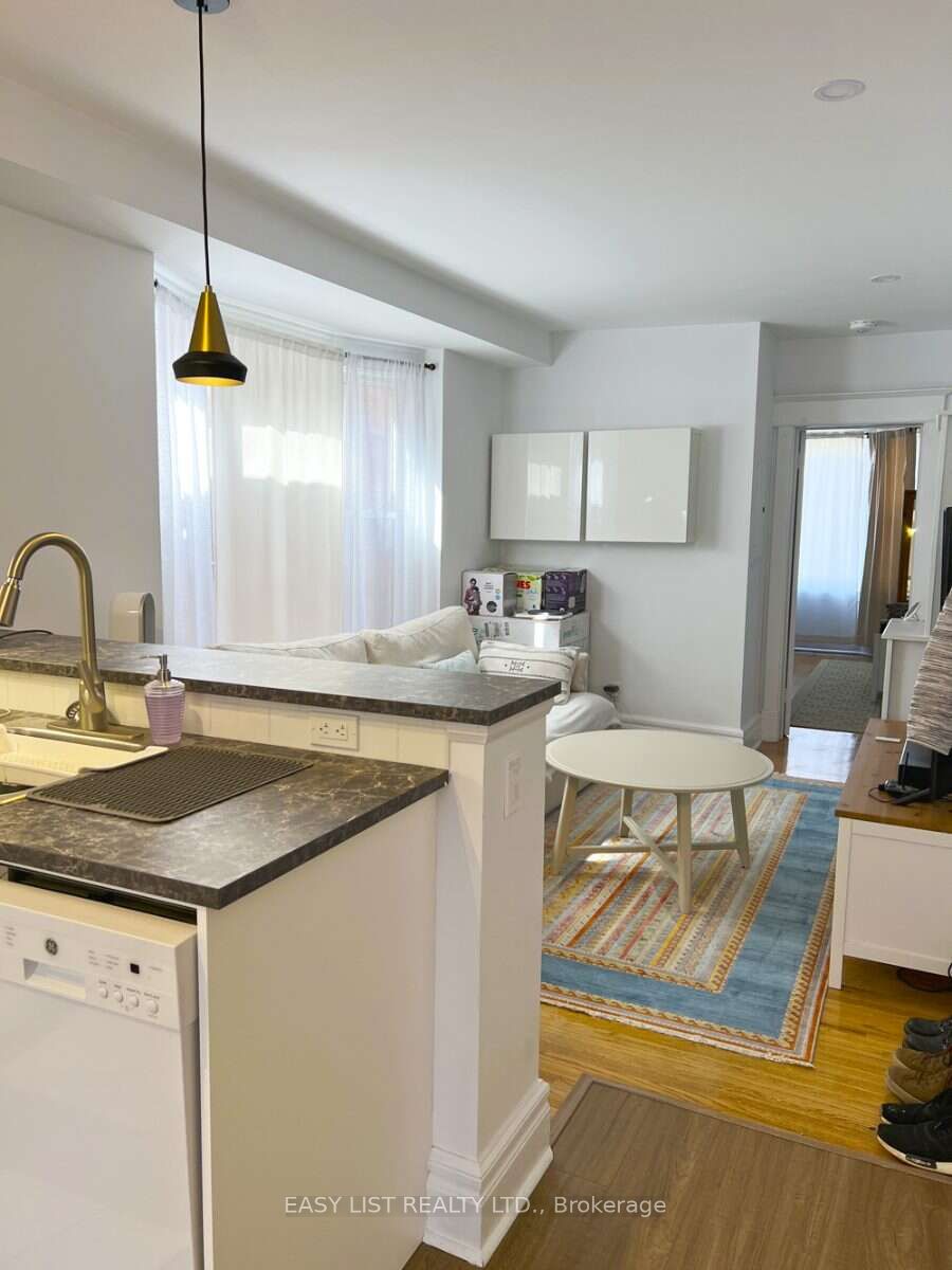 5 Garnock Avenue 2, Toronto, ON M4K 1M1 photo 3