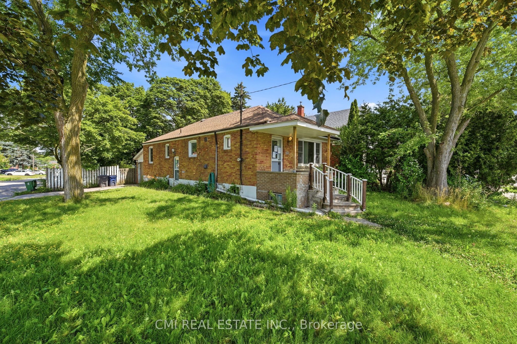 106 Flora Drive, Toronto, ON M1P 1A8 photo 3