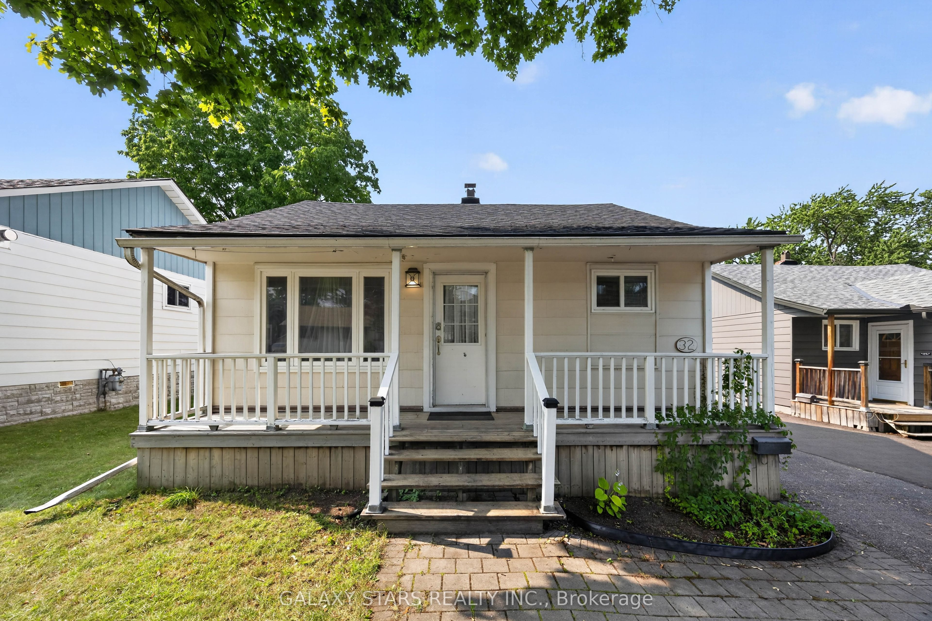 32 Beech Street, Ajax, ON L1S 1W1 photo 3