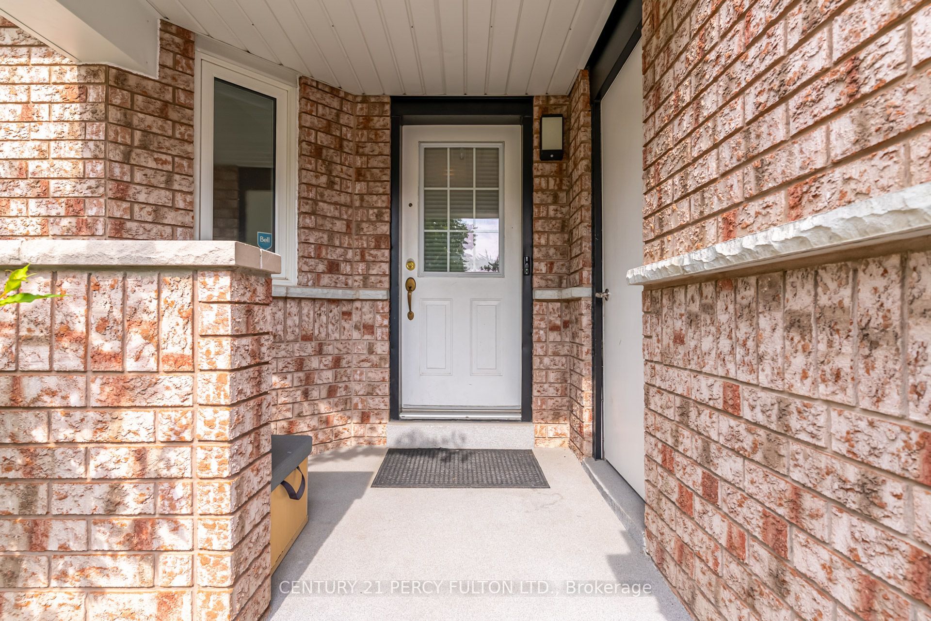 375 Chickadee Court, Pickering, ON L1V 6Y4 photo 3