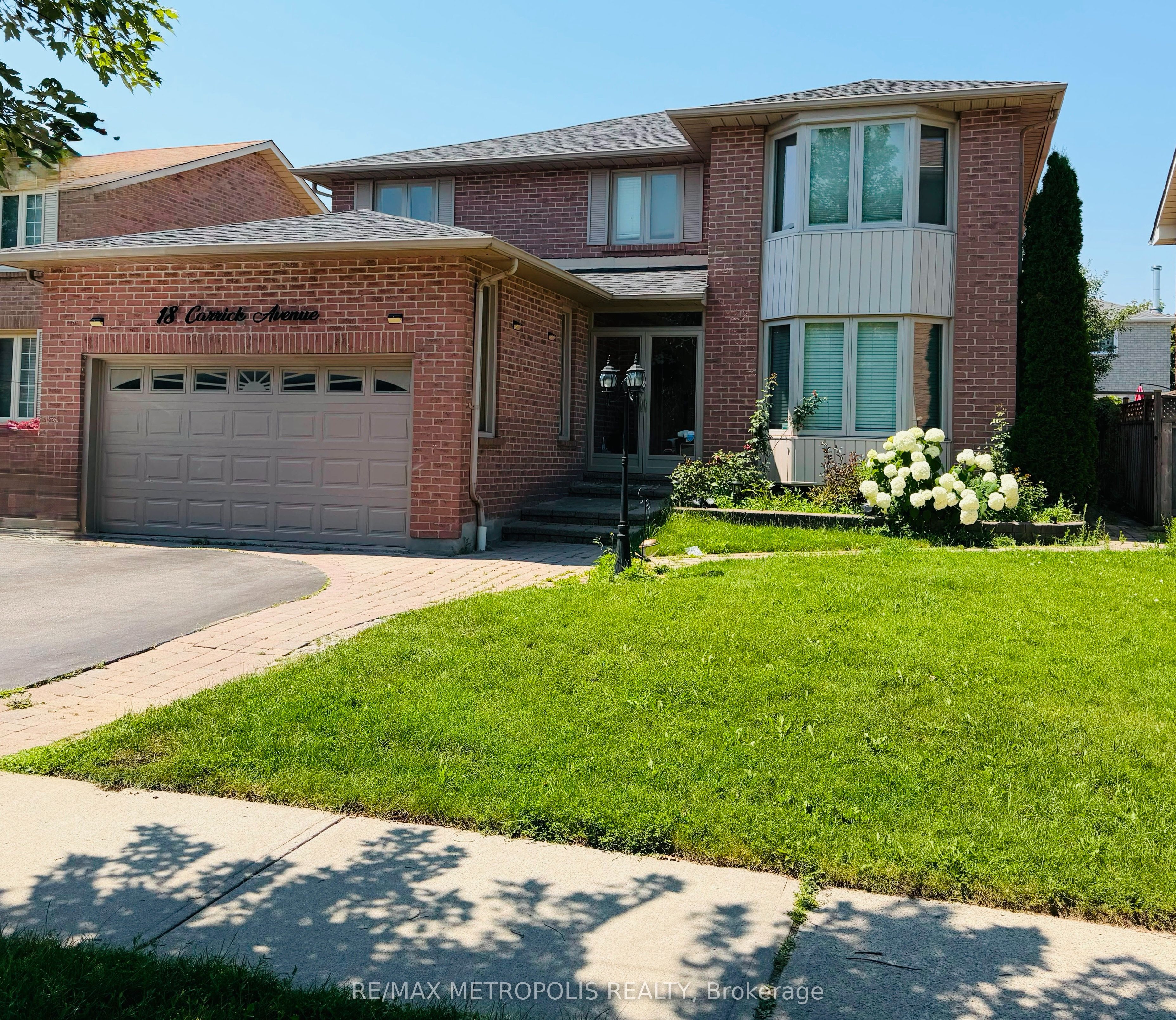 18 Carrick Avenue, Ajax, ON L1T 2P4 photo 3