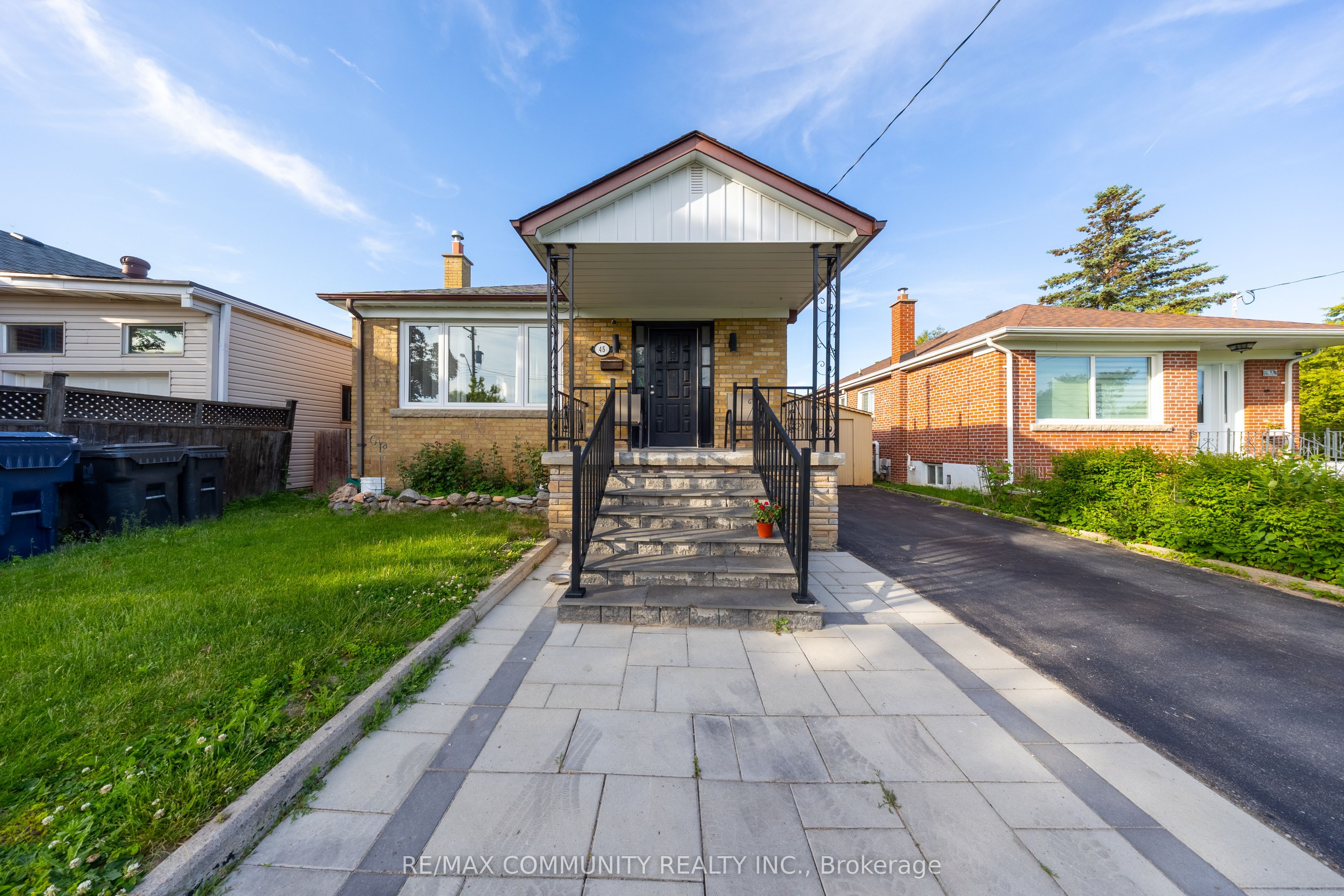 45 Barrymore Road, Toronto, ON M1J 1W4 photo 2
