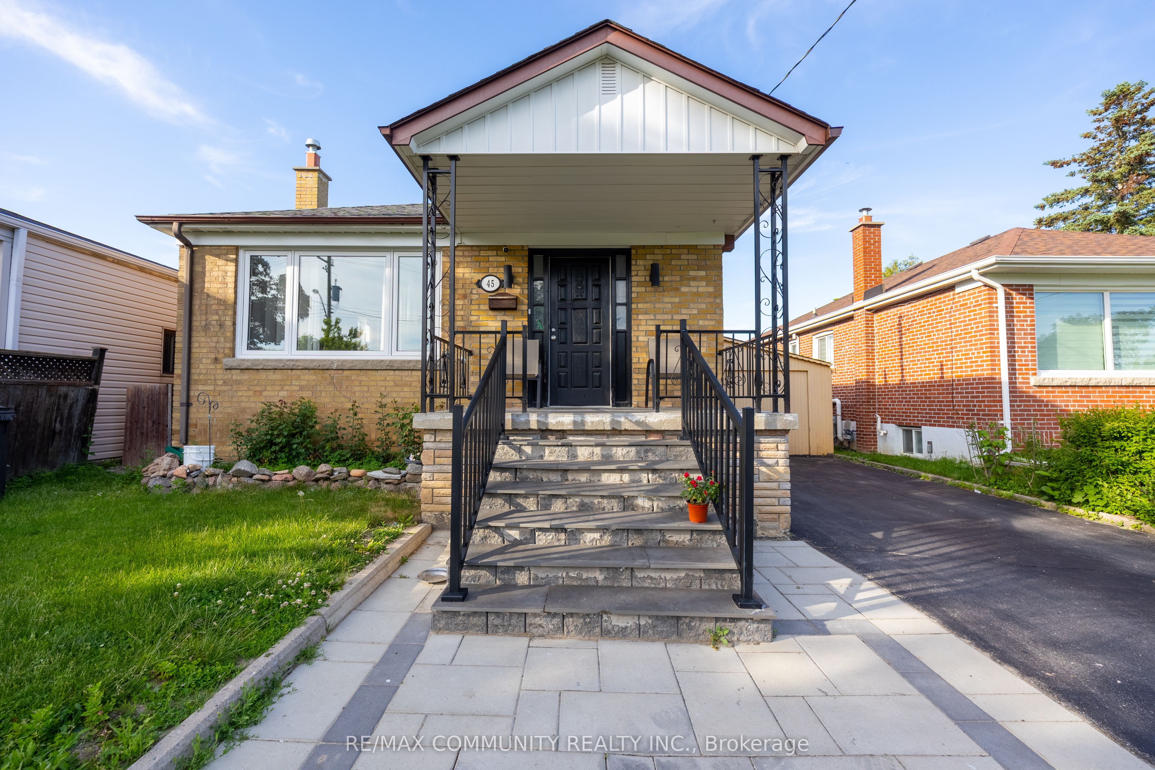 45 Barrymore Road, Toronto, ON M1J 1W4 photo 3