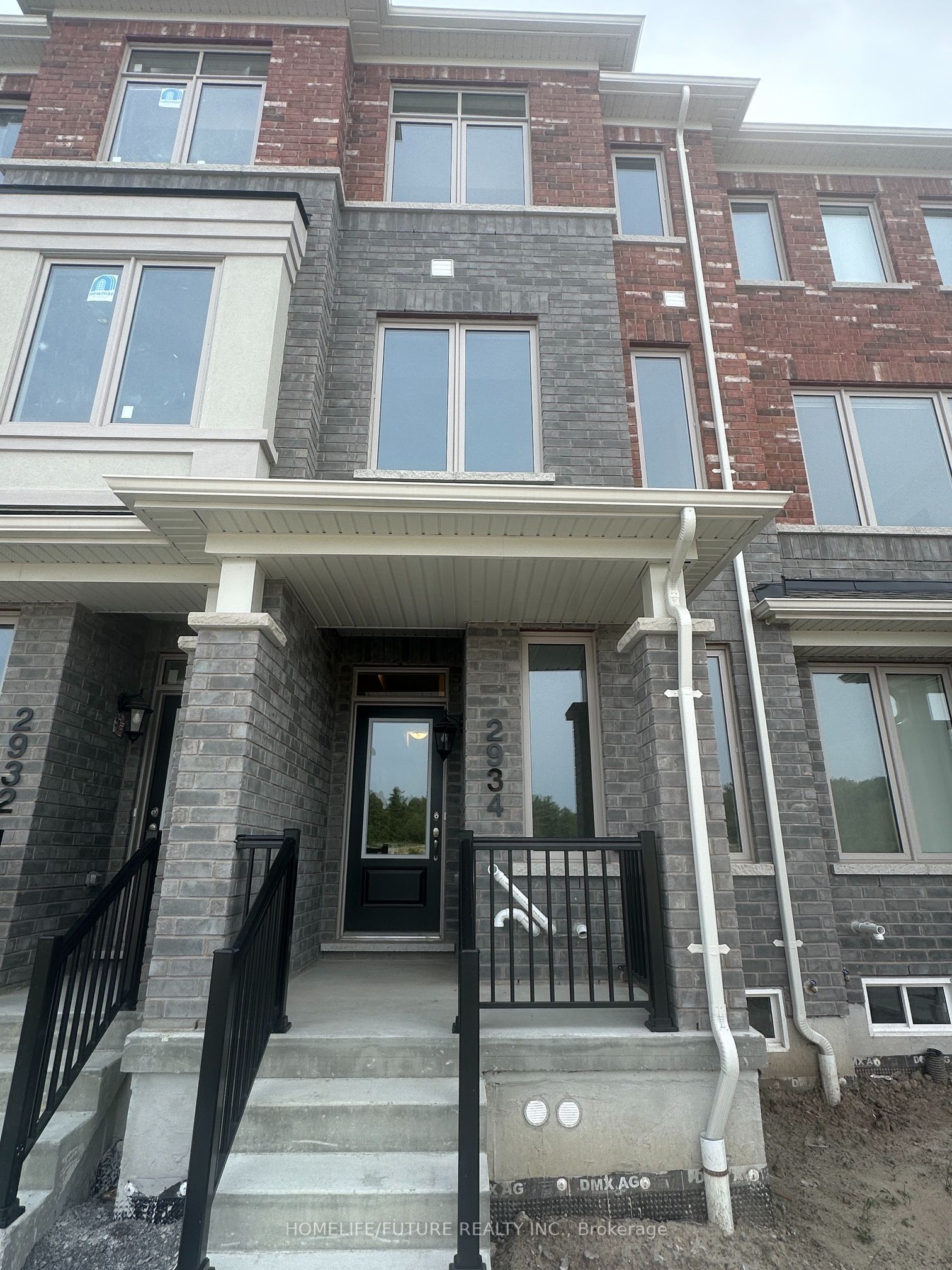 2934 Whites Road, Pickering, ON L1X 0J9