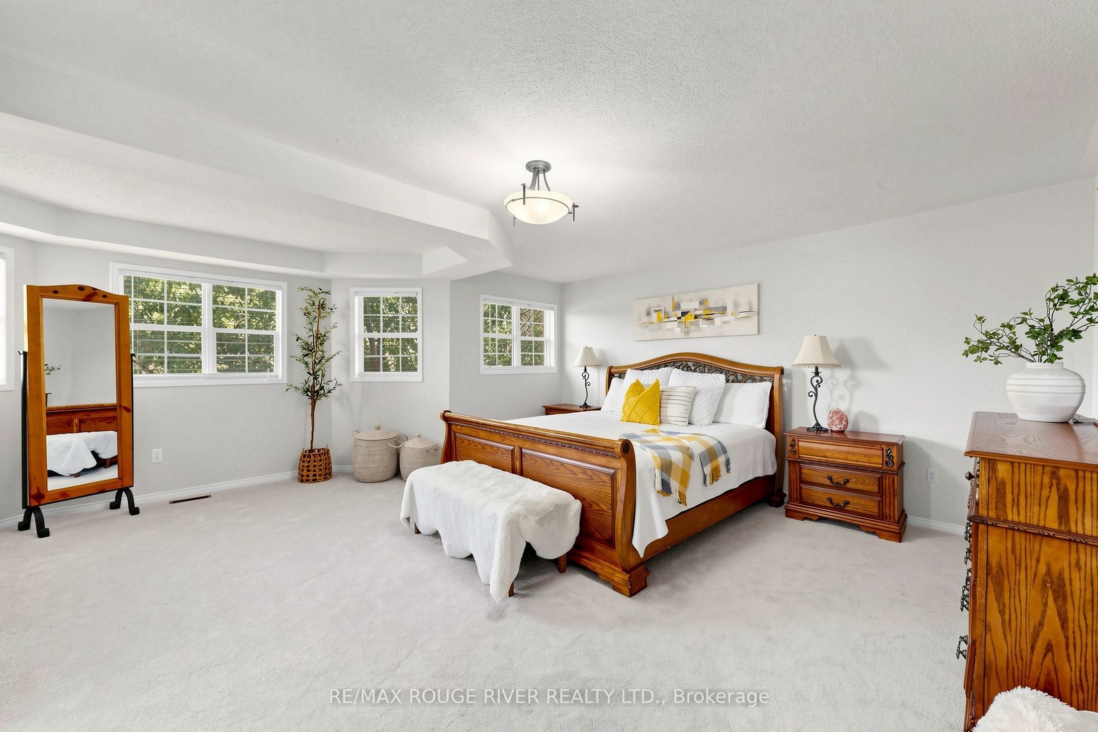 66 Tidewater Crescent, Whitby, ON L1P 1M3 photo 2