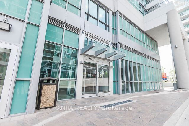 50 Town Centre Court 2308, Toronto, ON M1P 4Y7 photo 3