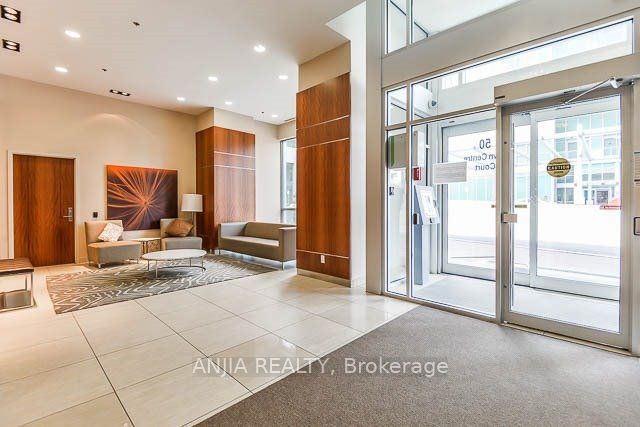 50 Town Centre Court 2308, Toronto, ON M1P 4Y7 photo 4