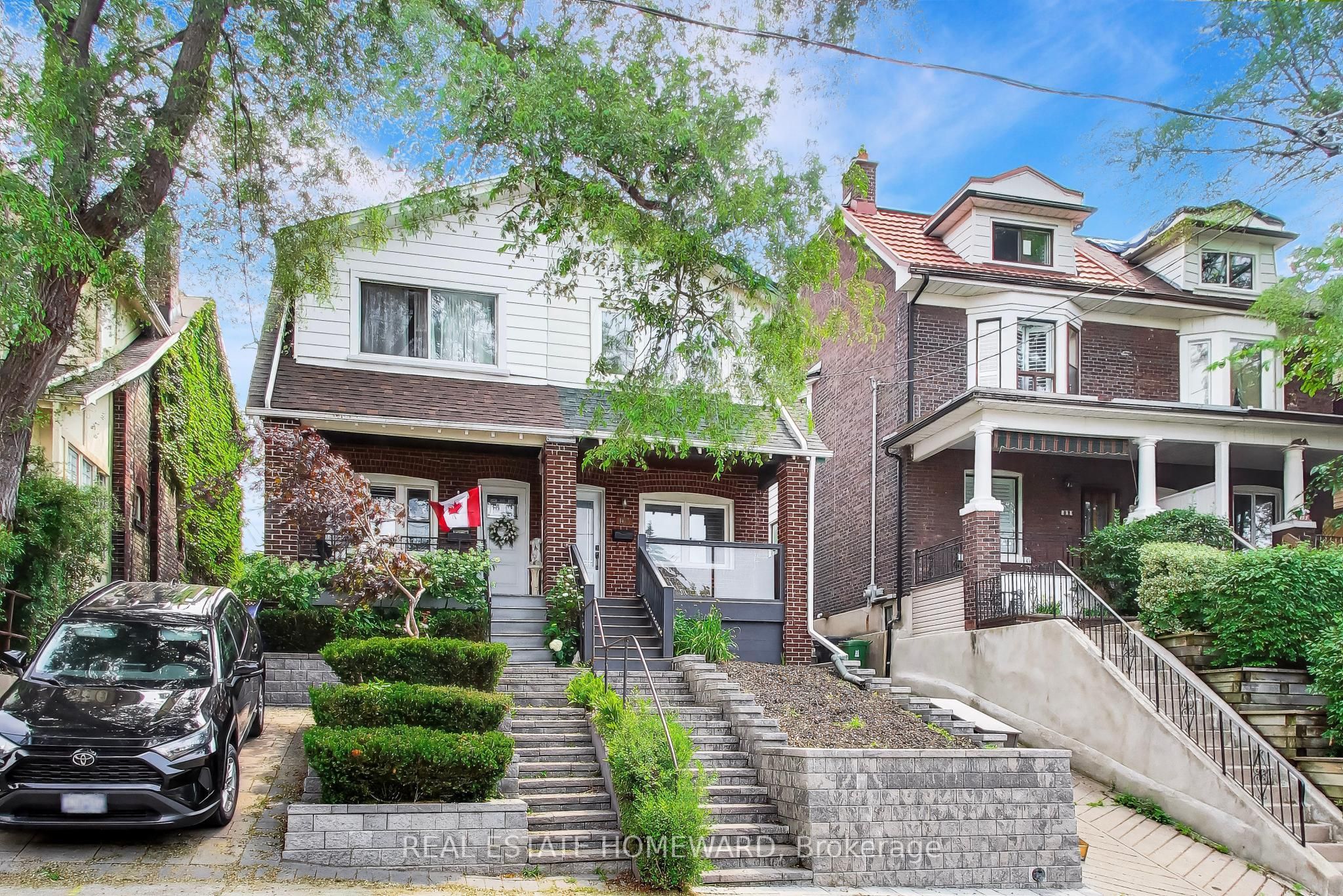 163 Glenmount Park Road, Toronto, ON M4E 2E3 photo 3