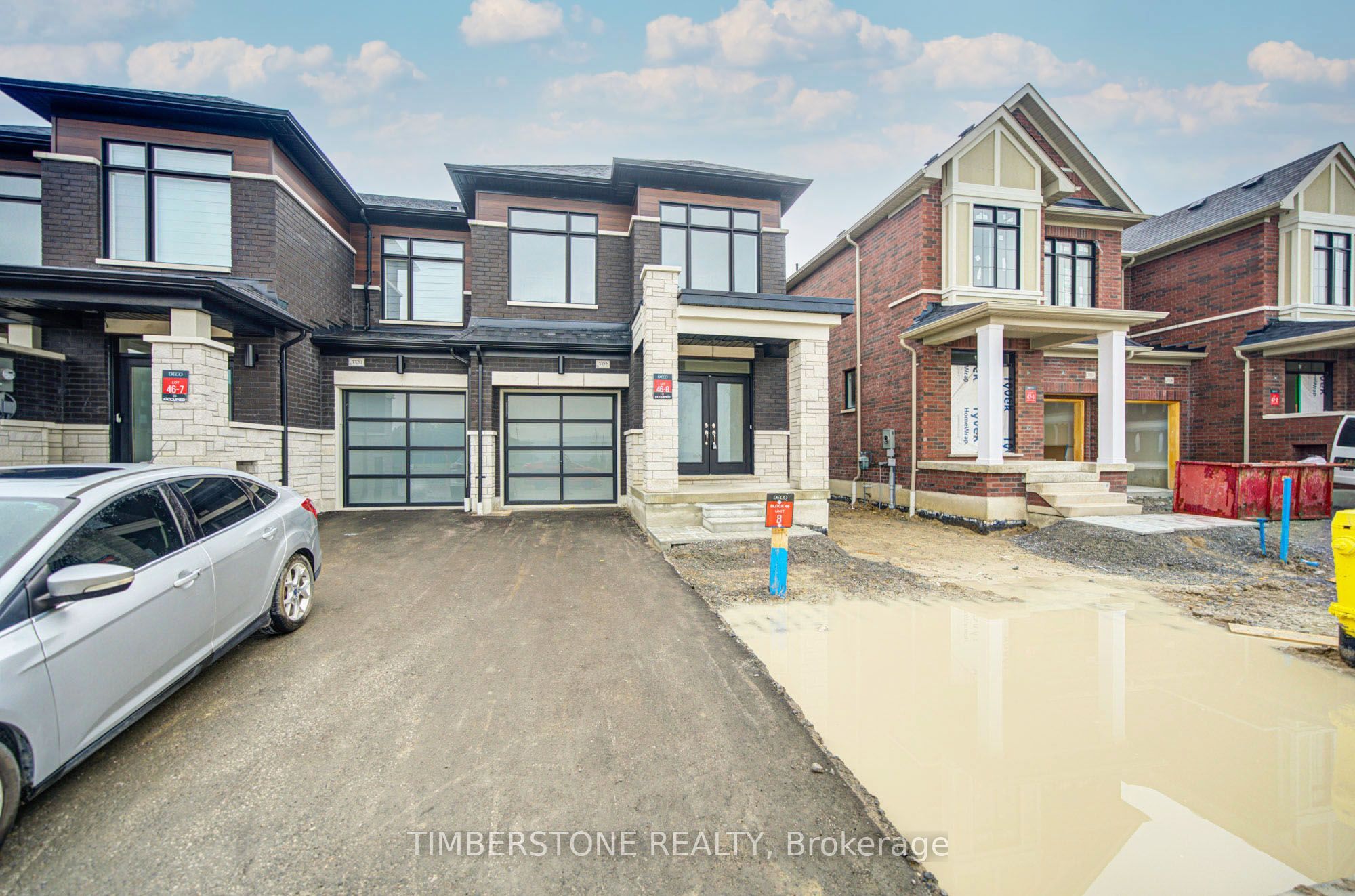 3322 Sandalwood Road, Pickering, ON L1X 0J2 photo 2