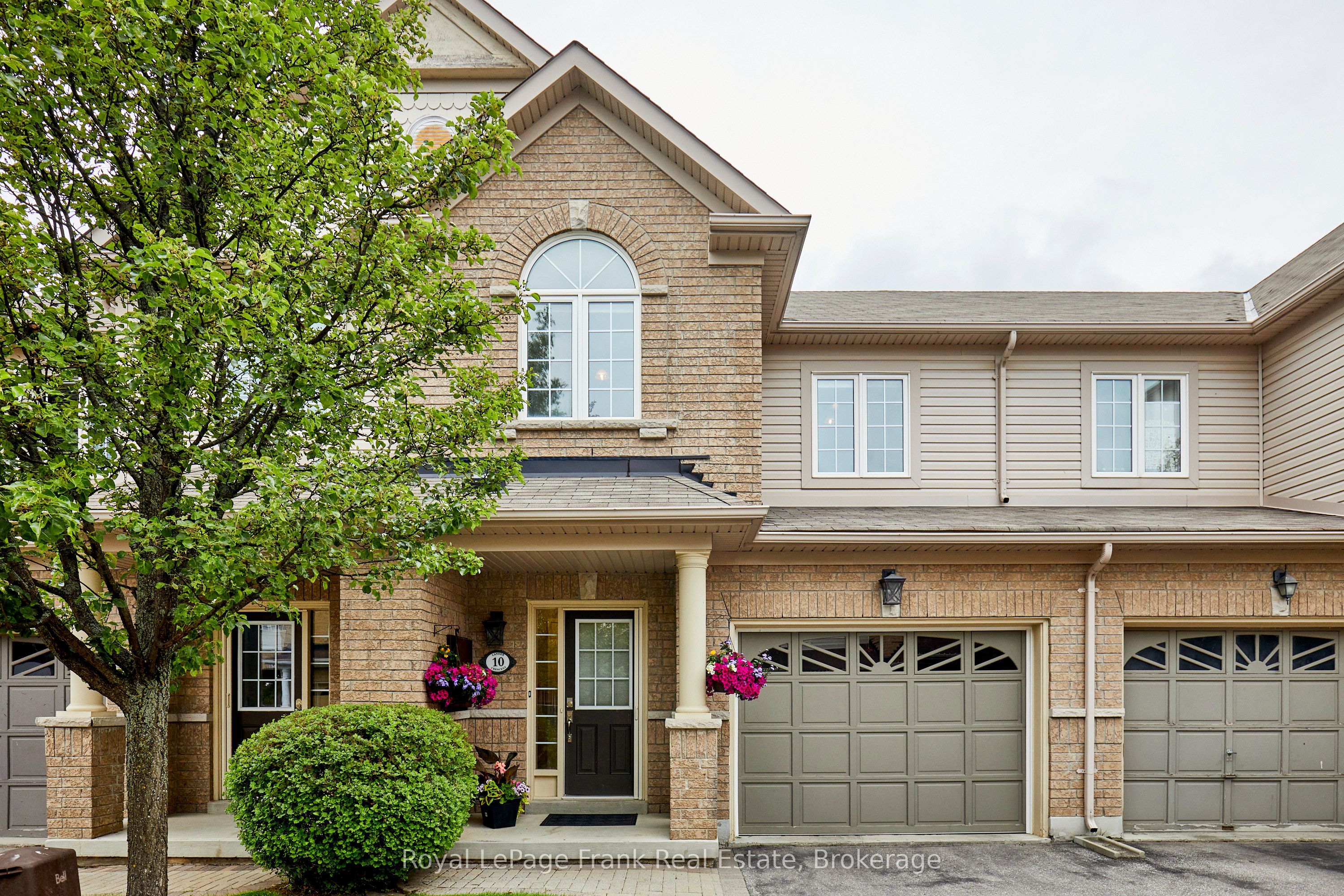 10 Lander Crescent, Clarington, ON L1C 0L4