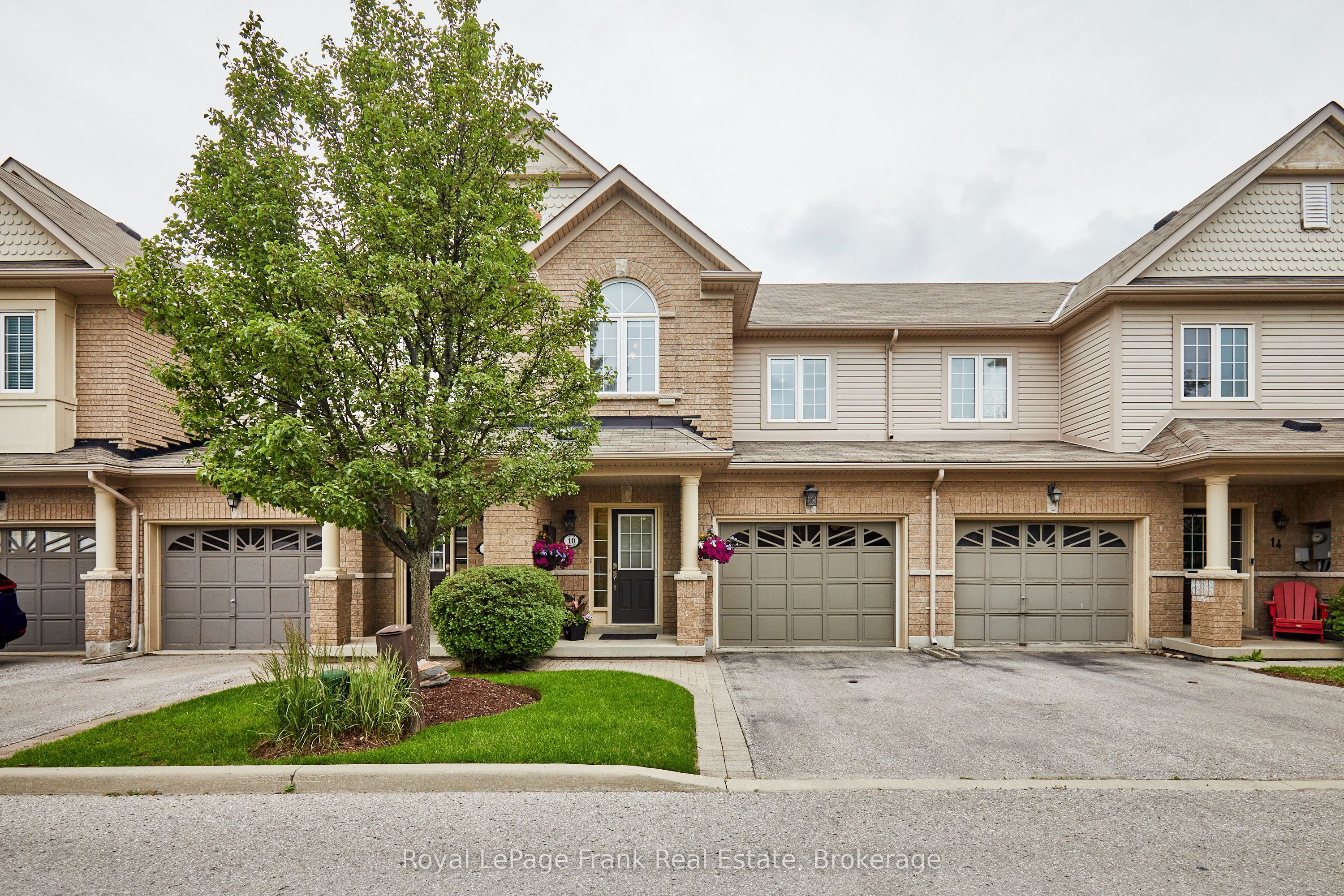 10 Lander Crescent, Clarington, ON L1C 0L4 photo 2