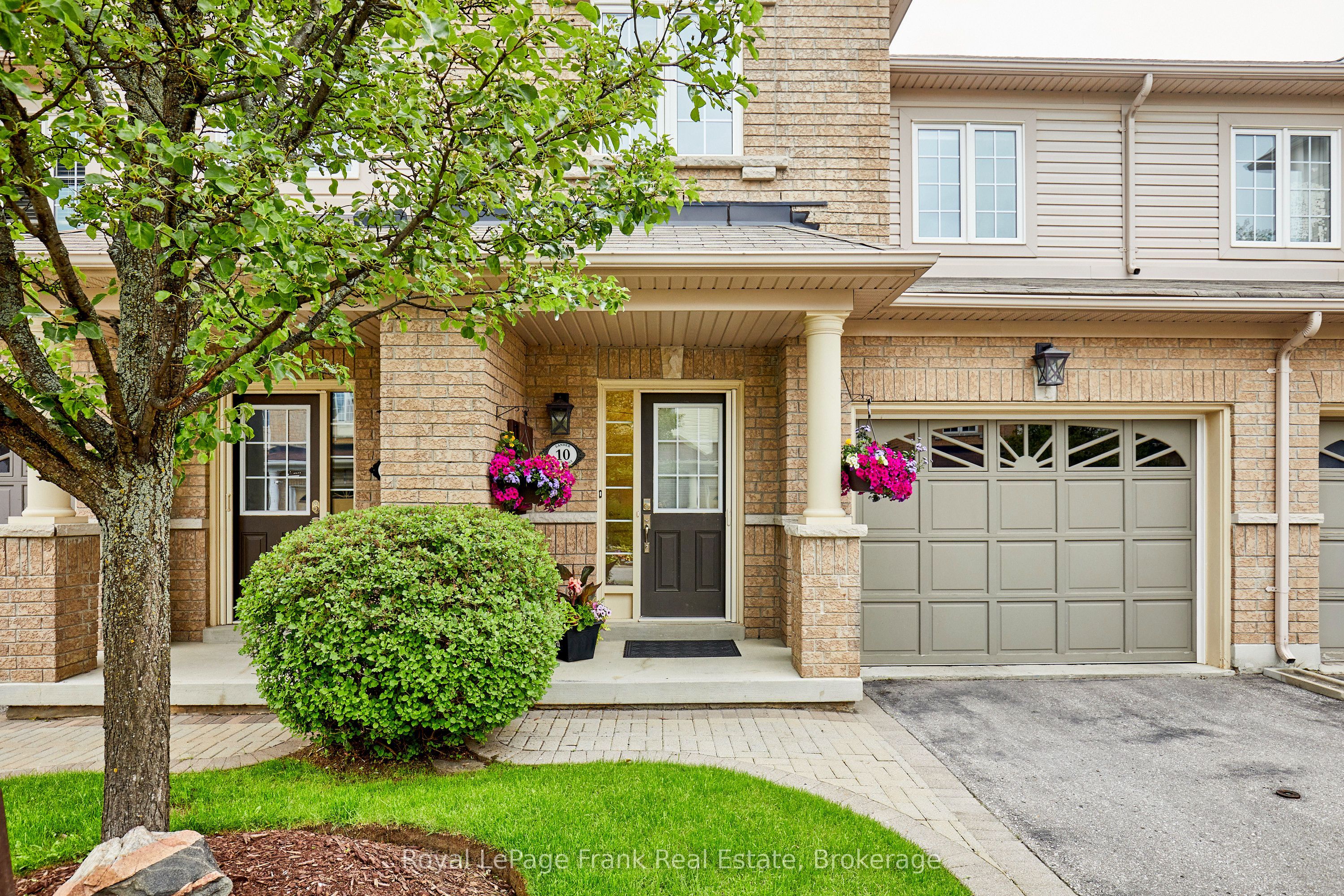 10 Lander Crescent, Clarington, ON L1C 0L4 photo 4