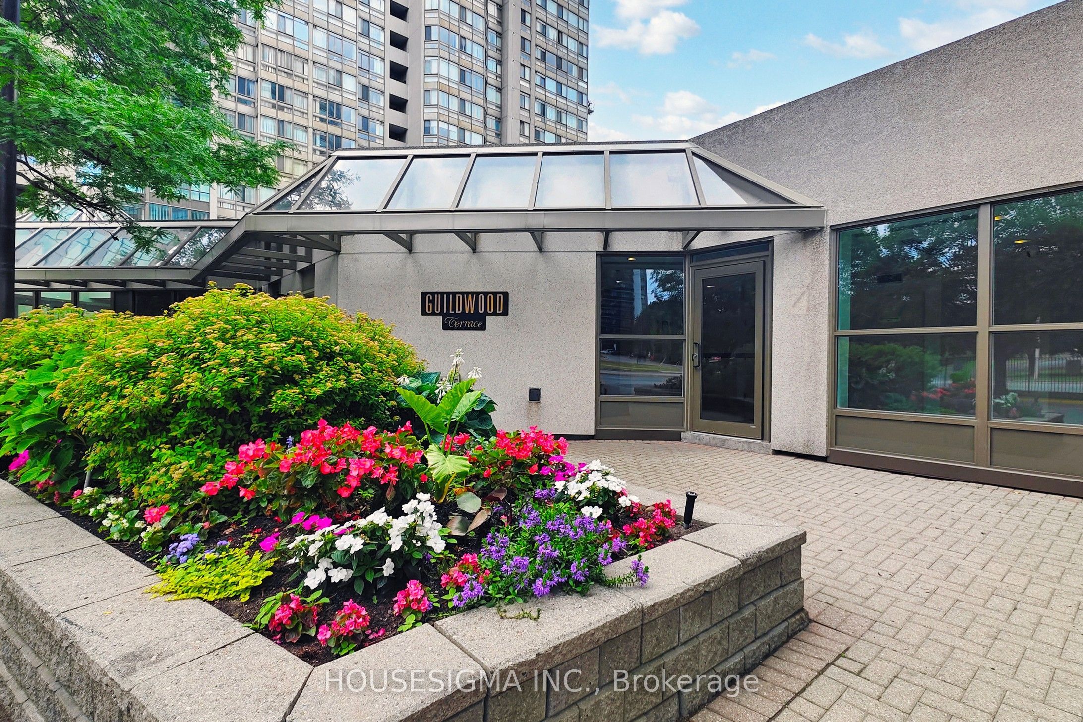 3231 Eglinton Avenue E 401, Toronto, ON M1J 3N5 photo 2