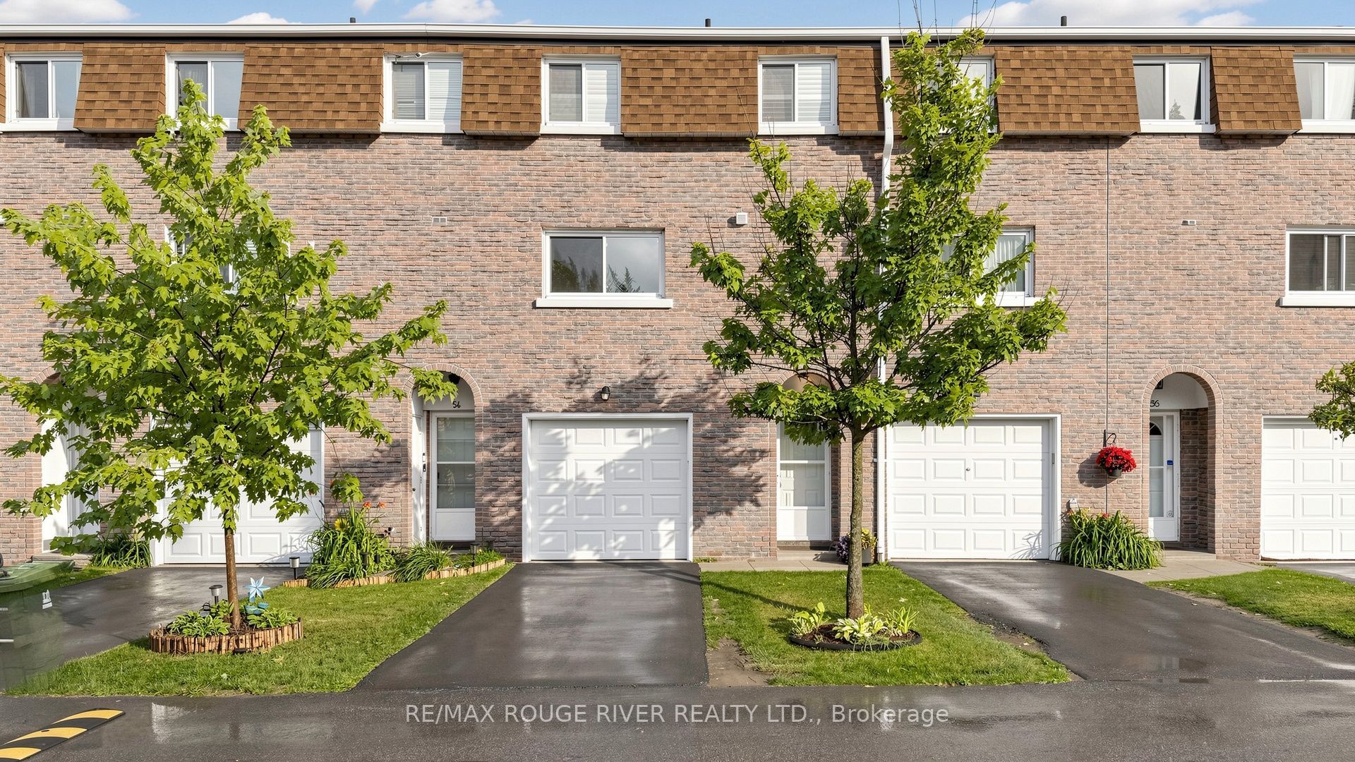 121 Centennial Road 55, Toronto, ON M1C 1Z7