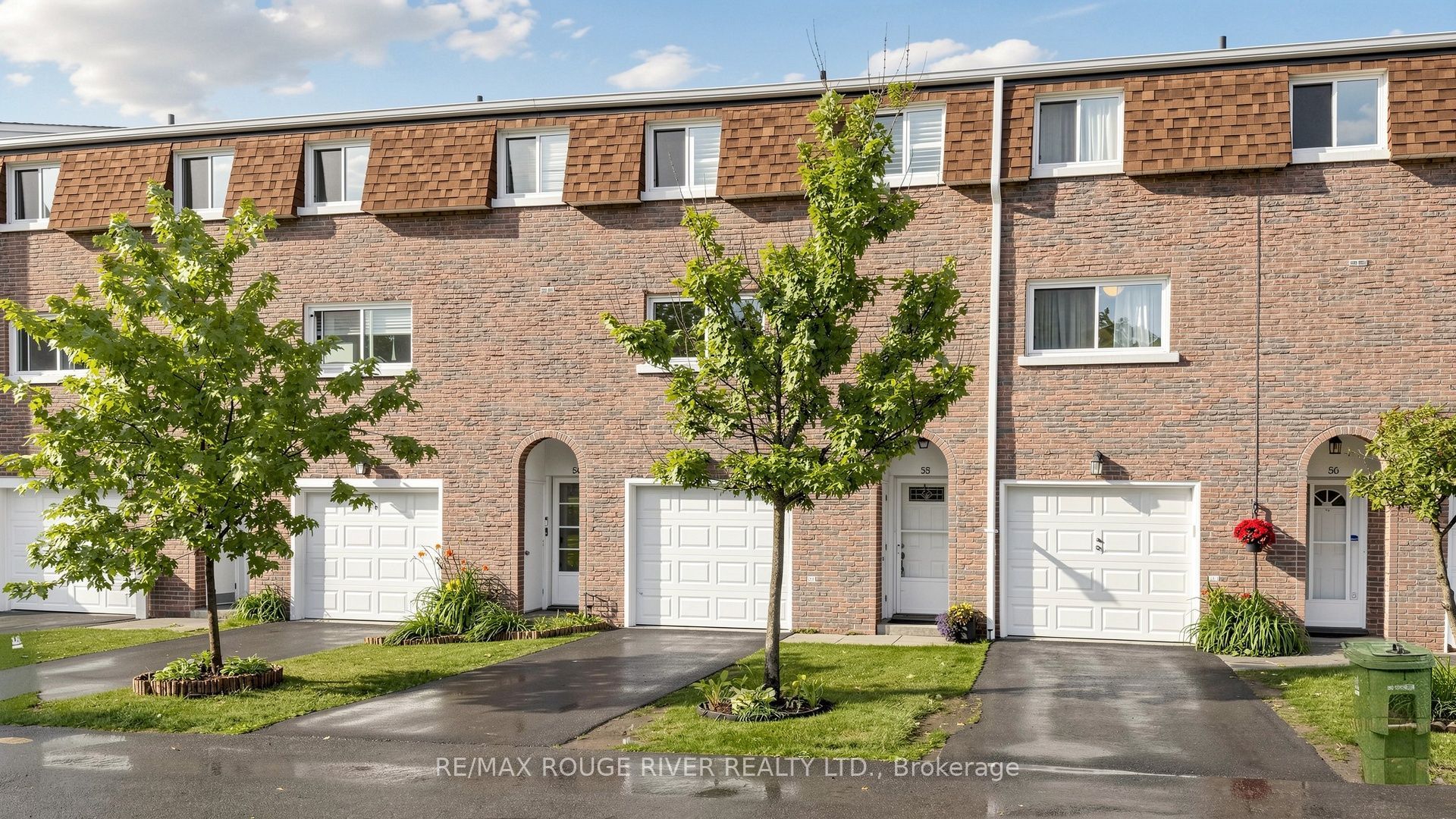 121 Centennial Road 55, Toronto, ON M1C 1Z7 photo 2