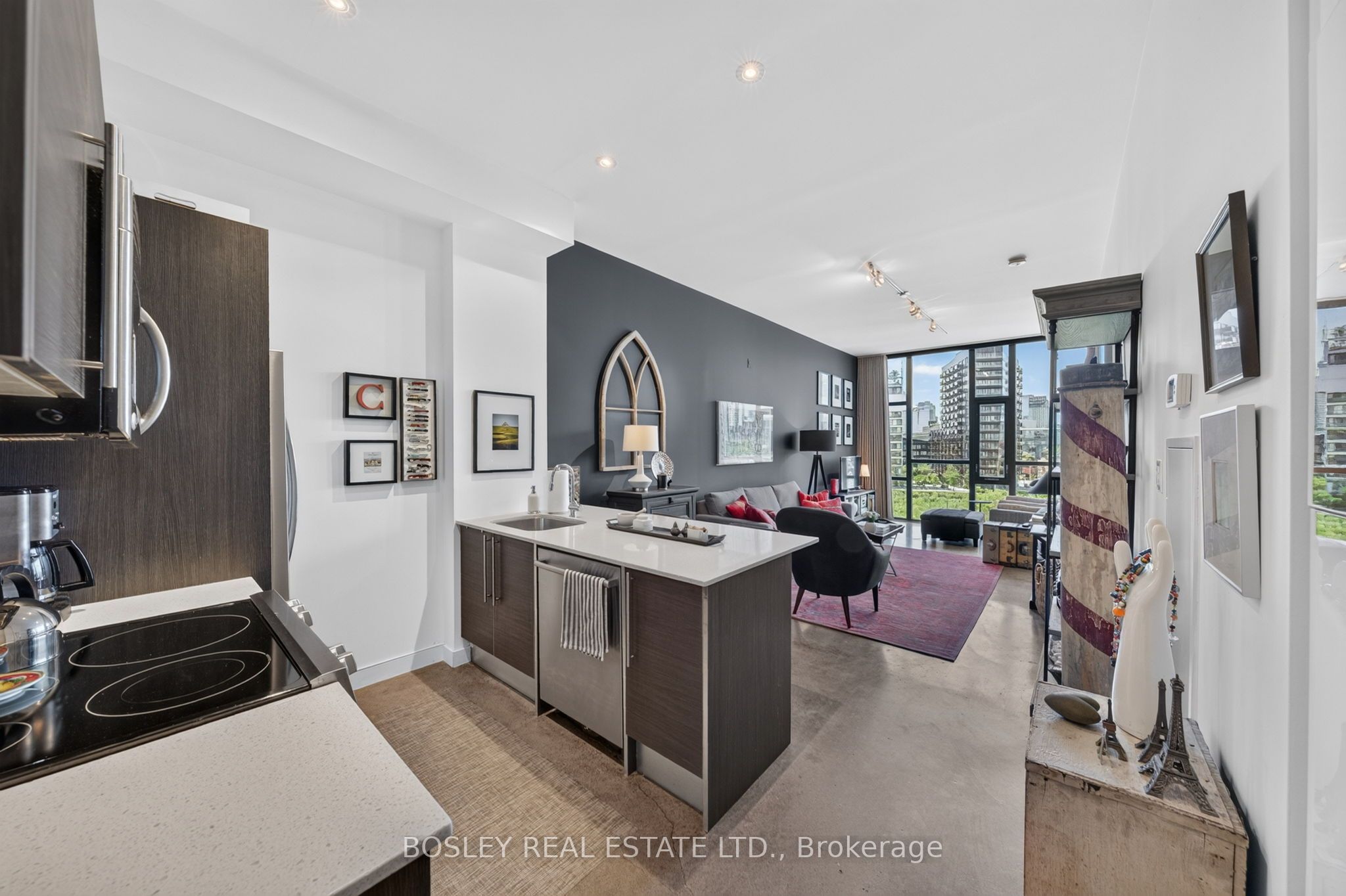 625 Queen Street E 505, Toronto, ON M4M 1G7
