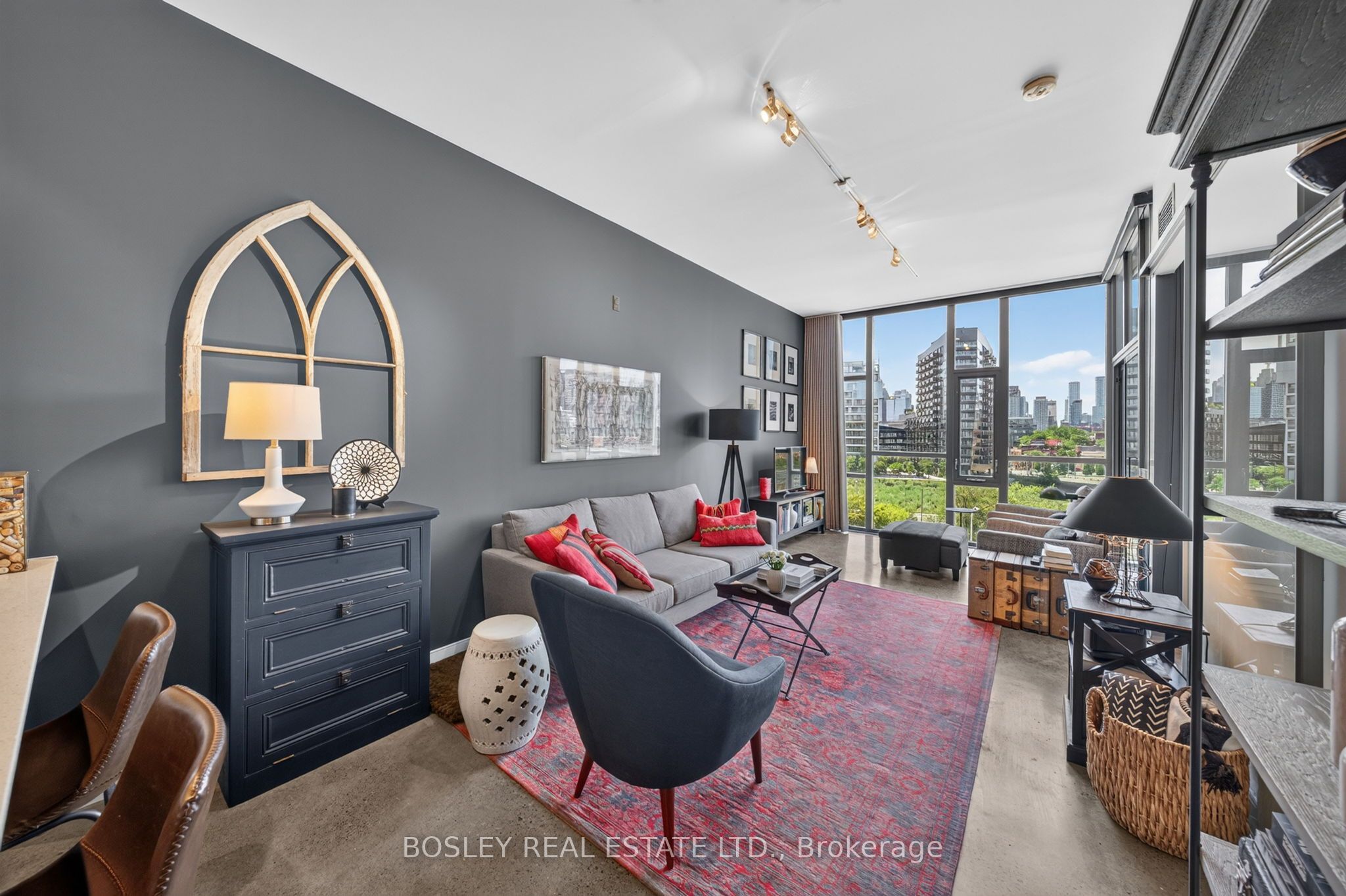 625 Queen Street E 505, Toronto, ON M4M 1G7 photo 3