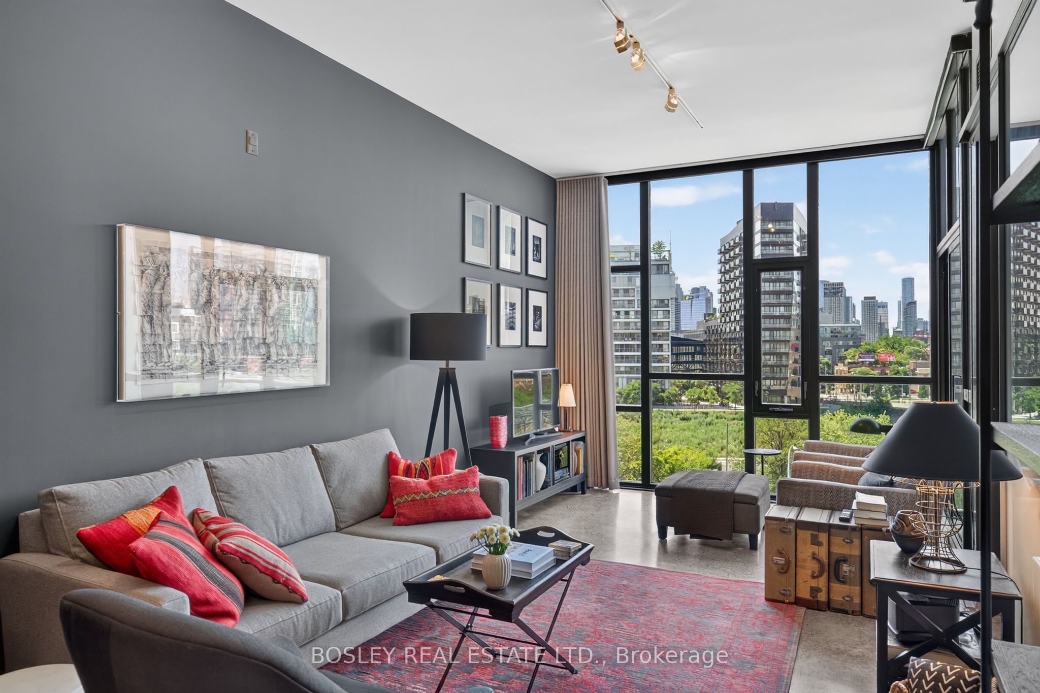 625 Queen Street E 505, Toronto, ON M4M 1G7 photo 4