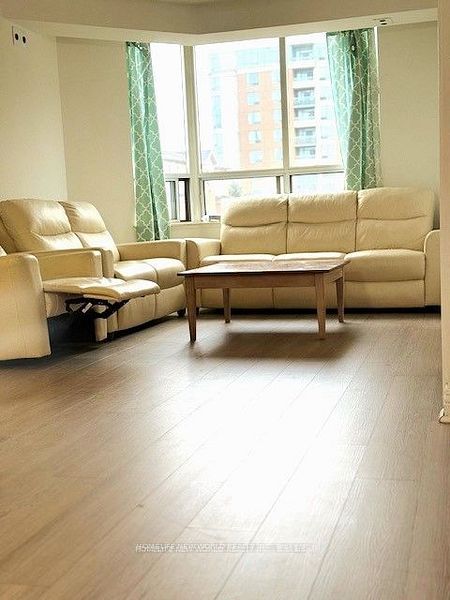 115 Omni Drive 308, Toronto, ON M1P 5B4 photo 3