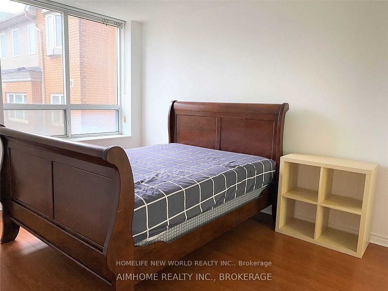 115 Omni Drive 308, Toronto, ON M1P 5B4 photo 4