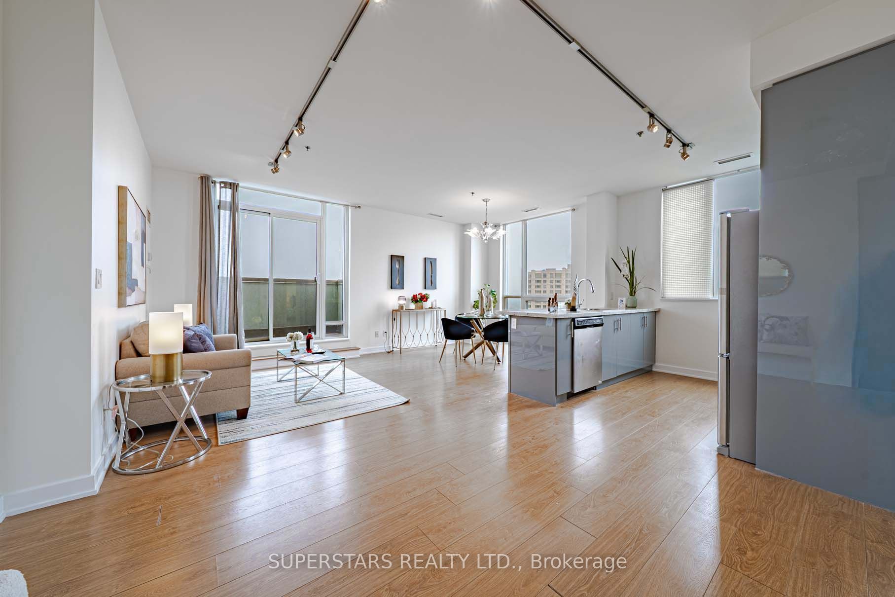 185 Bonis Avenue 2009(PH9), Toronto, ON M1T 0A4 photo 3