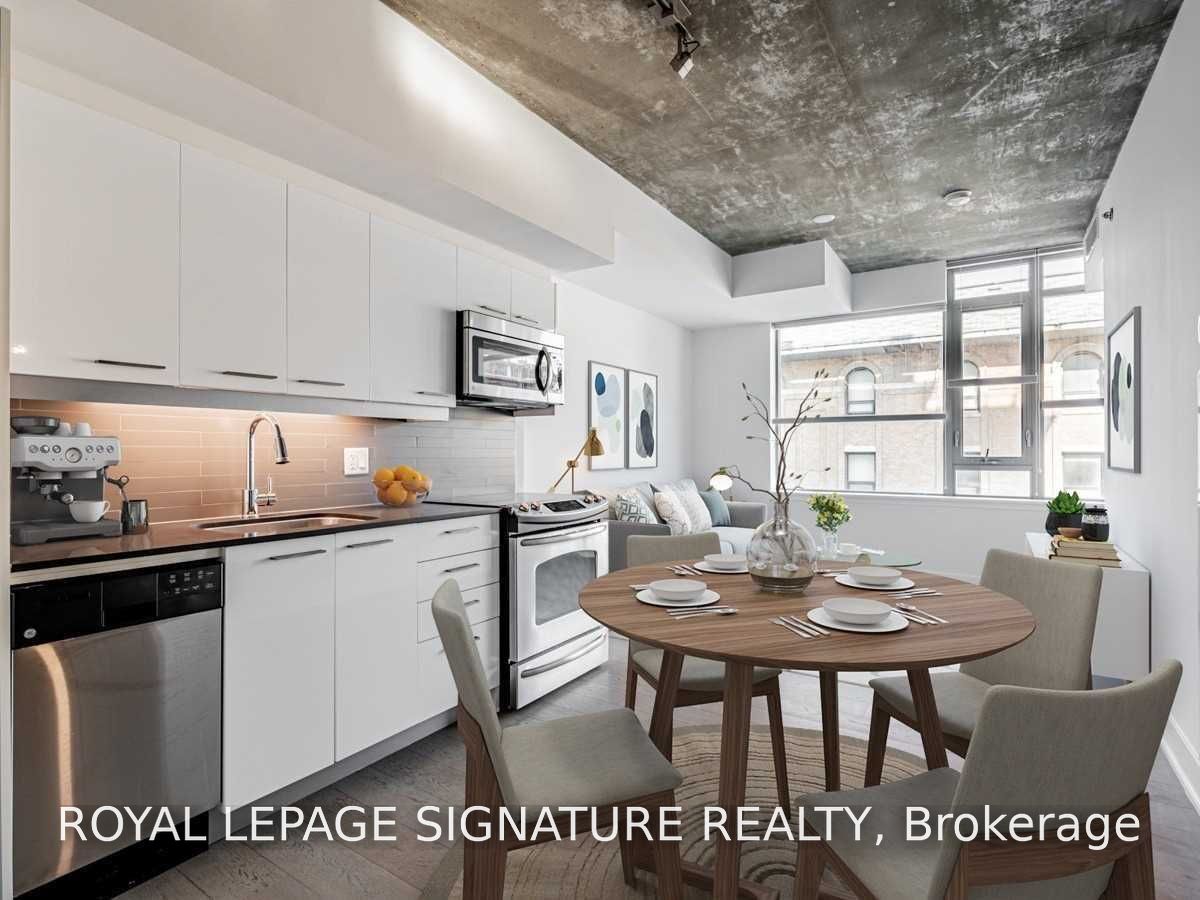 630 Queen Street E 212, Toronto, ON M4M 1G3 photo 3