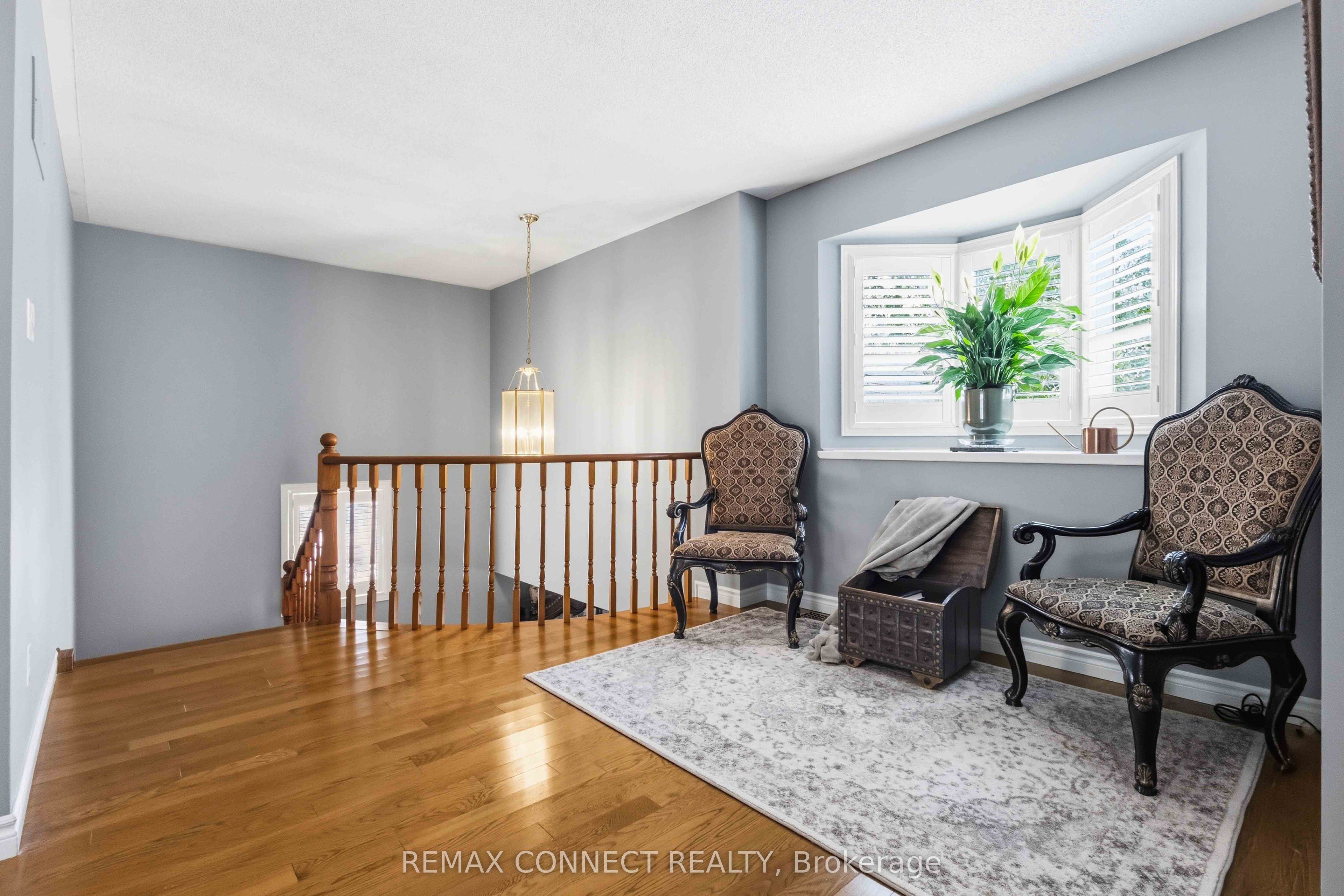 9 Nettle's Court, Whitby, ON L1P 1L5