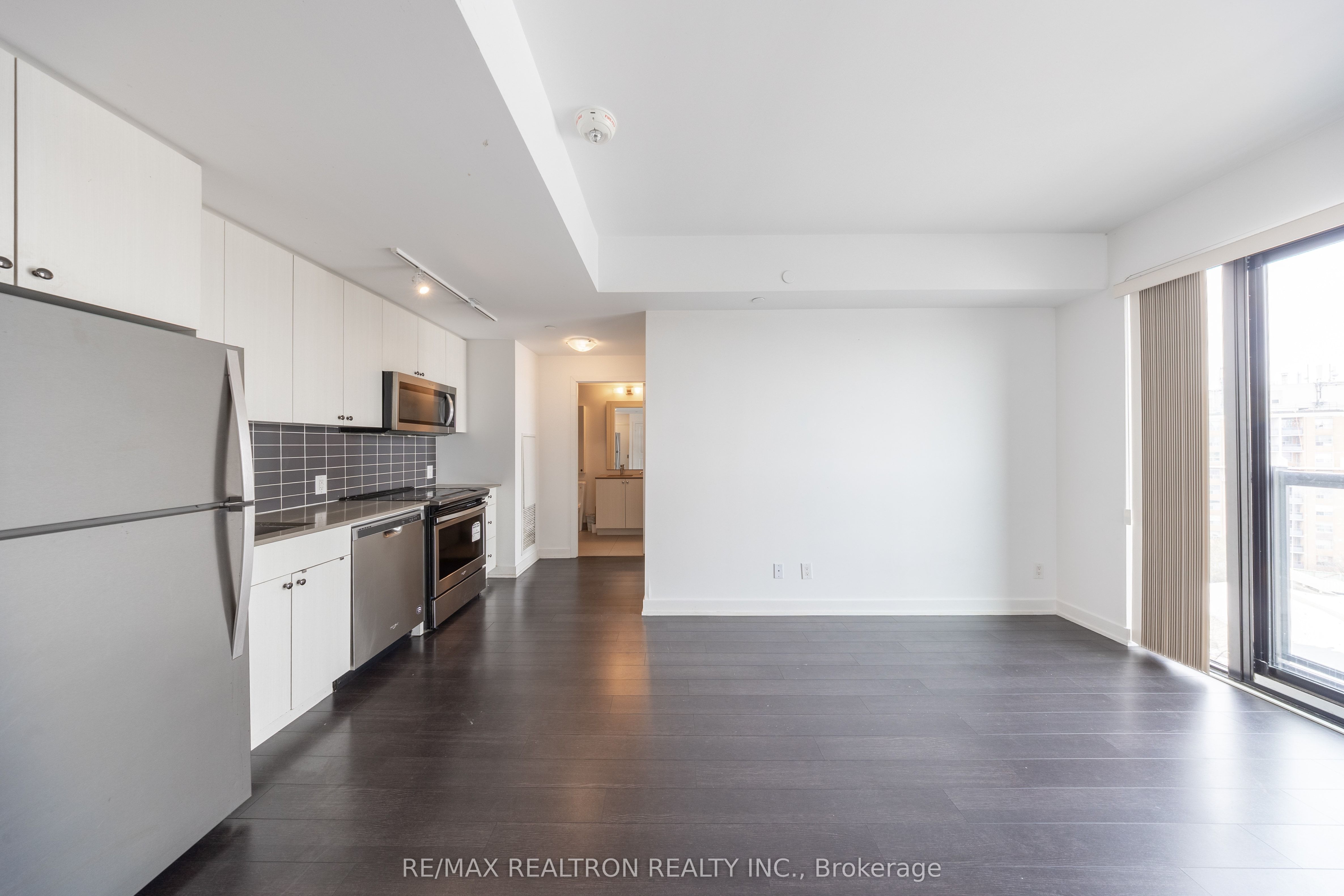 2799 Kingston Road 910, Toronto, ON M1M 0E3 photo 3