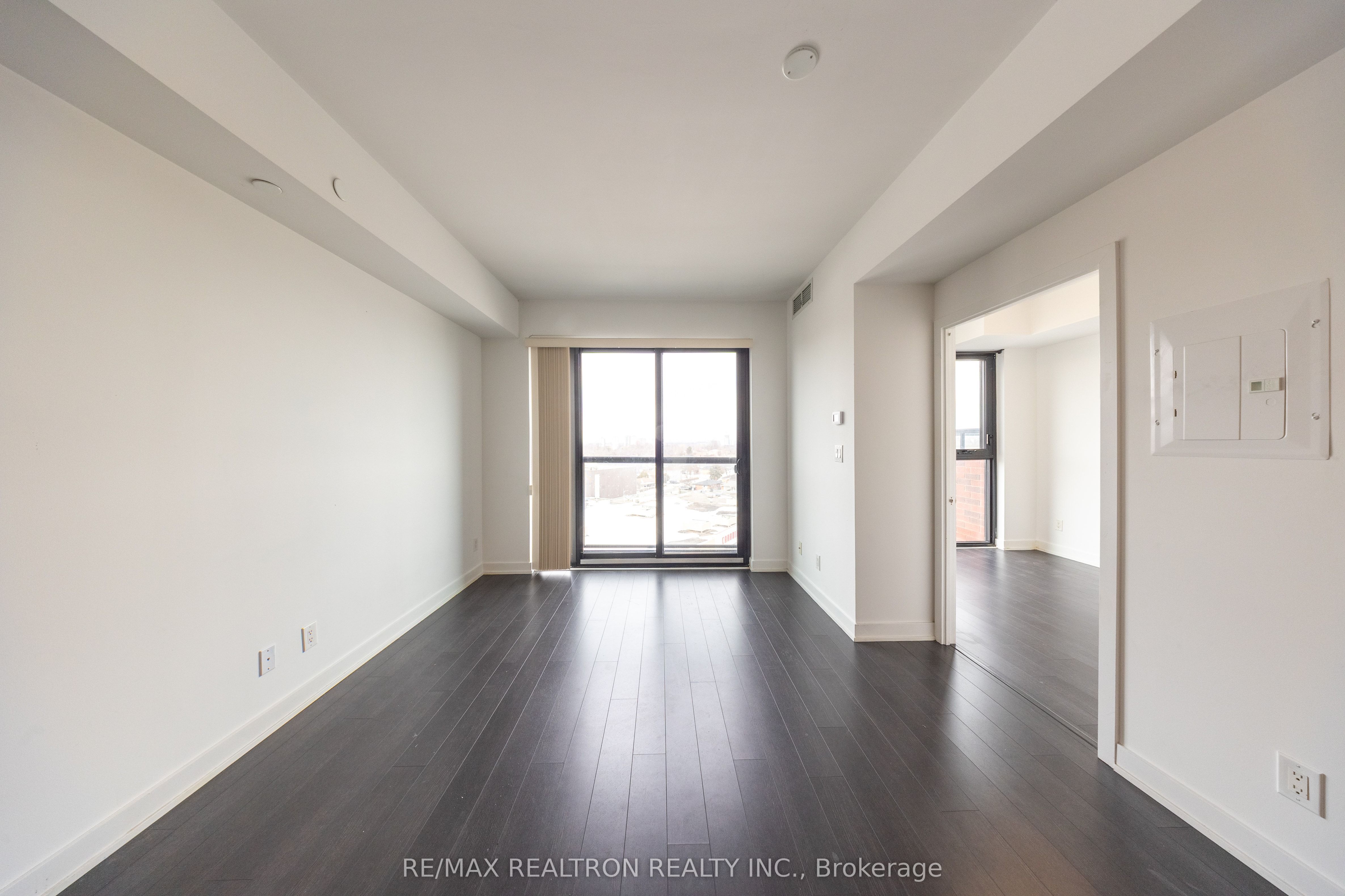 2799 Kingston Road 910, Toronto, ON M1M 0E3 photo 4