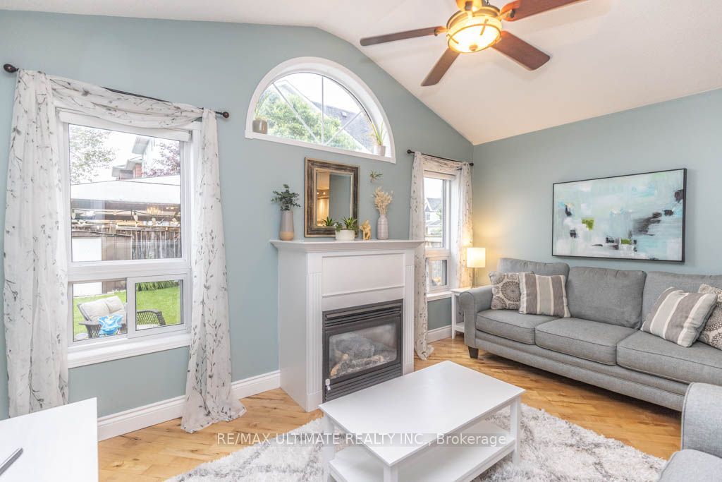 46 Beaumaris Crescent, Whitby, ON L1M 2H3 photo 5