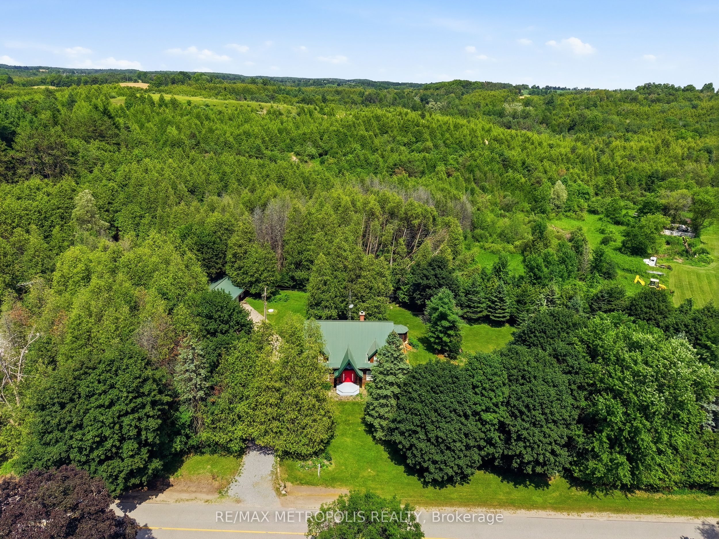 7535 Leskard Road, Clarington, ON L0B 1M0 photo 3