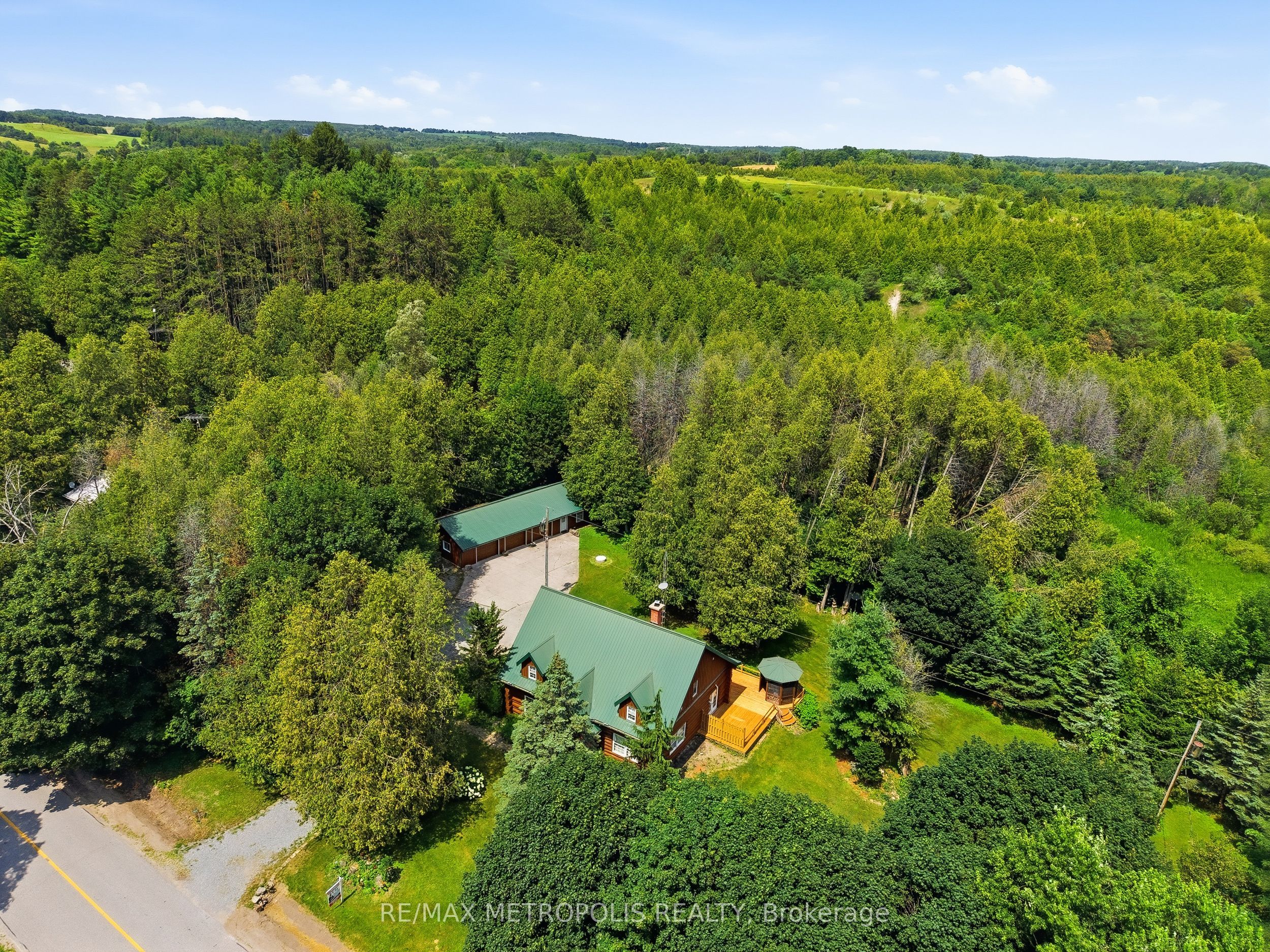 7535 Leskard Road, Clarington, ON L0B 1M0 photo 4
