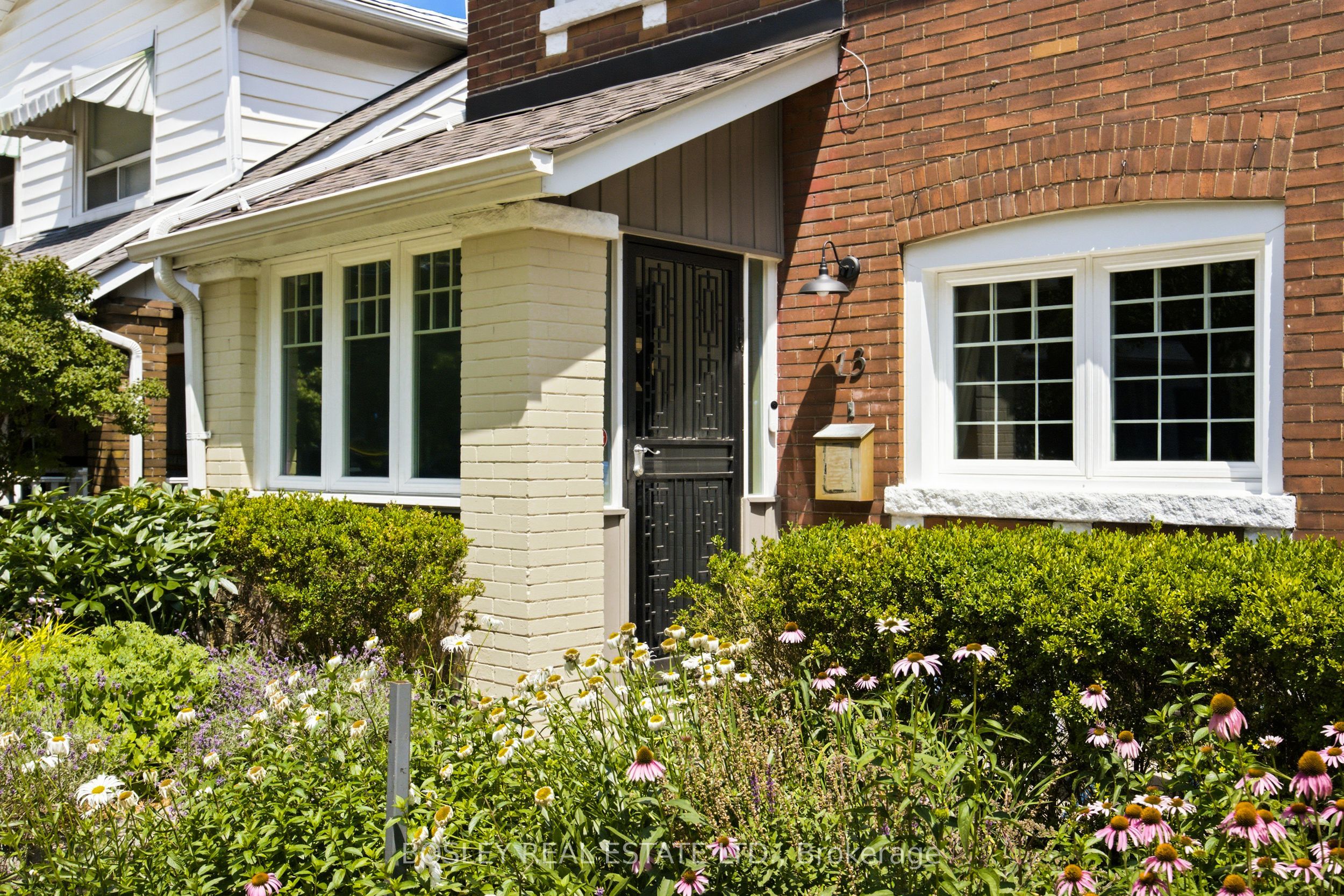 13 Aldridge Avenue, Toronto, ON M4C 3W3 photo 5
