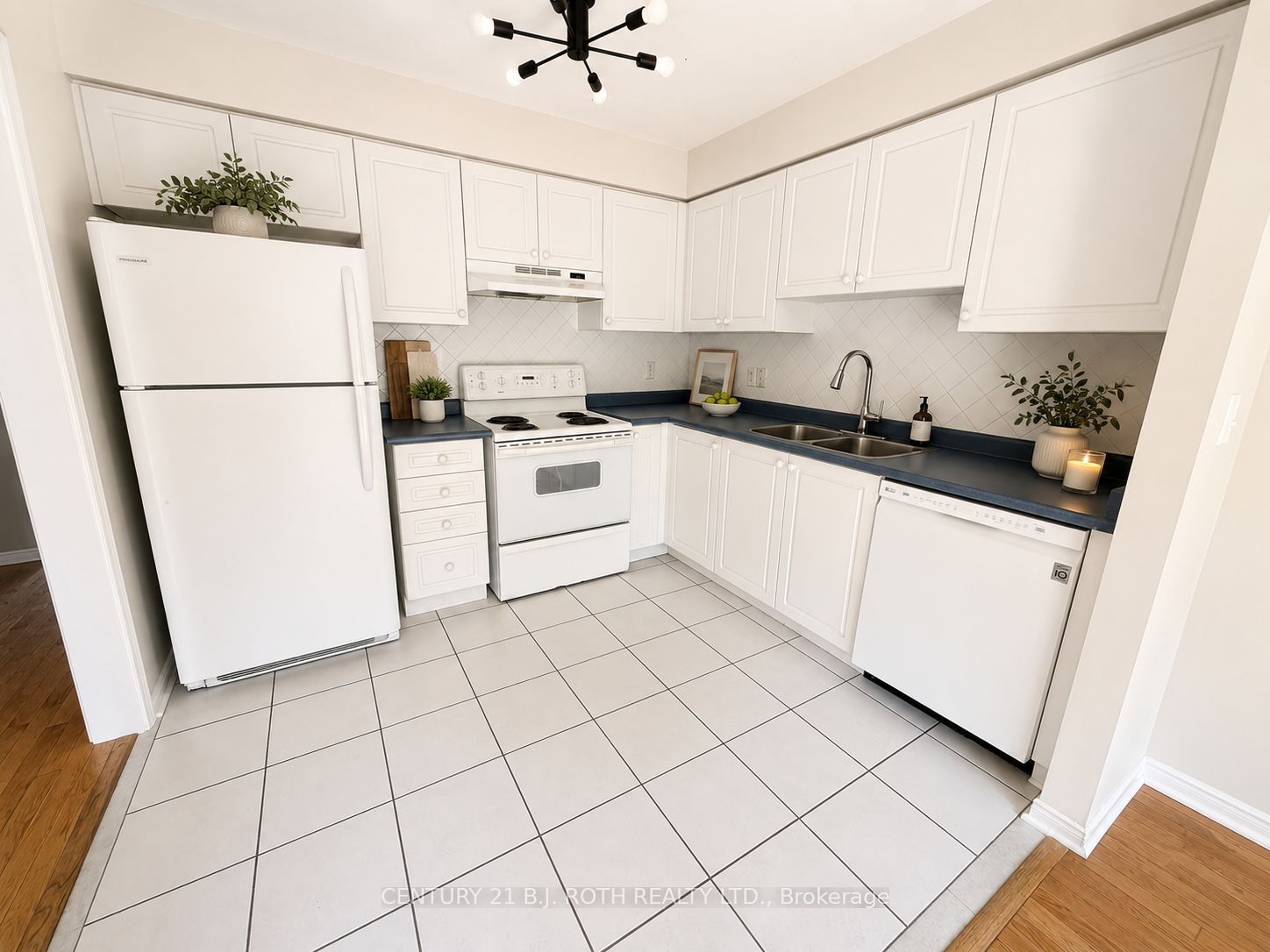 66 Sprucedale Way, Whitby, ON L1N 9T9 photo 5