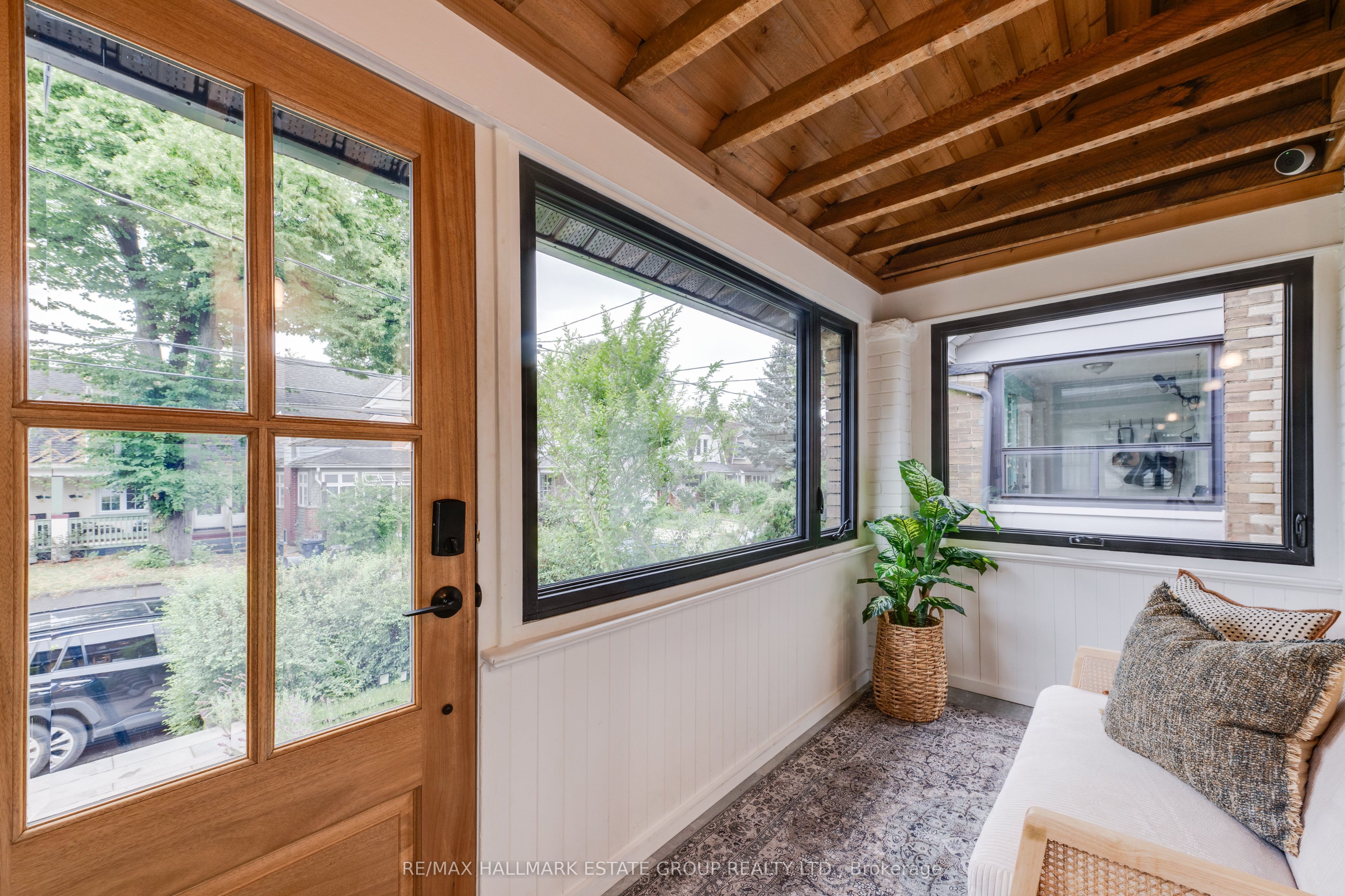 664 Rhodes Avenue, Toronto, ON M4J 4X6 photo 5